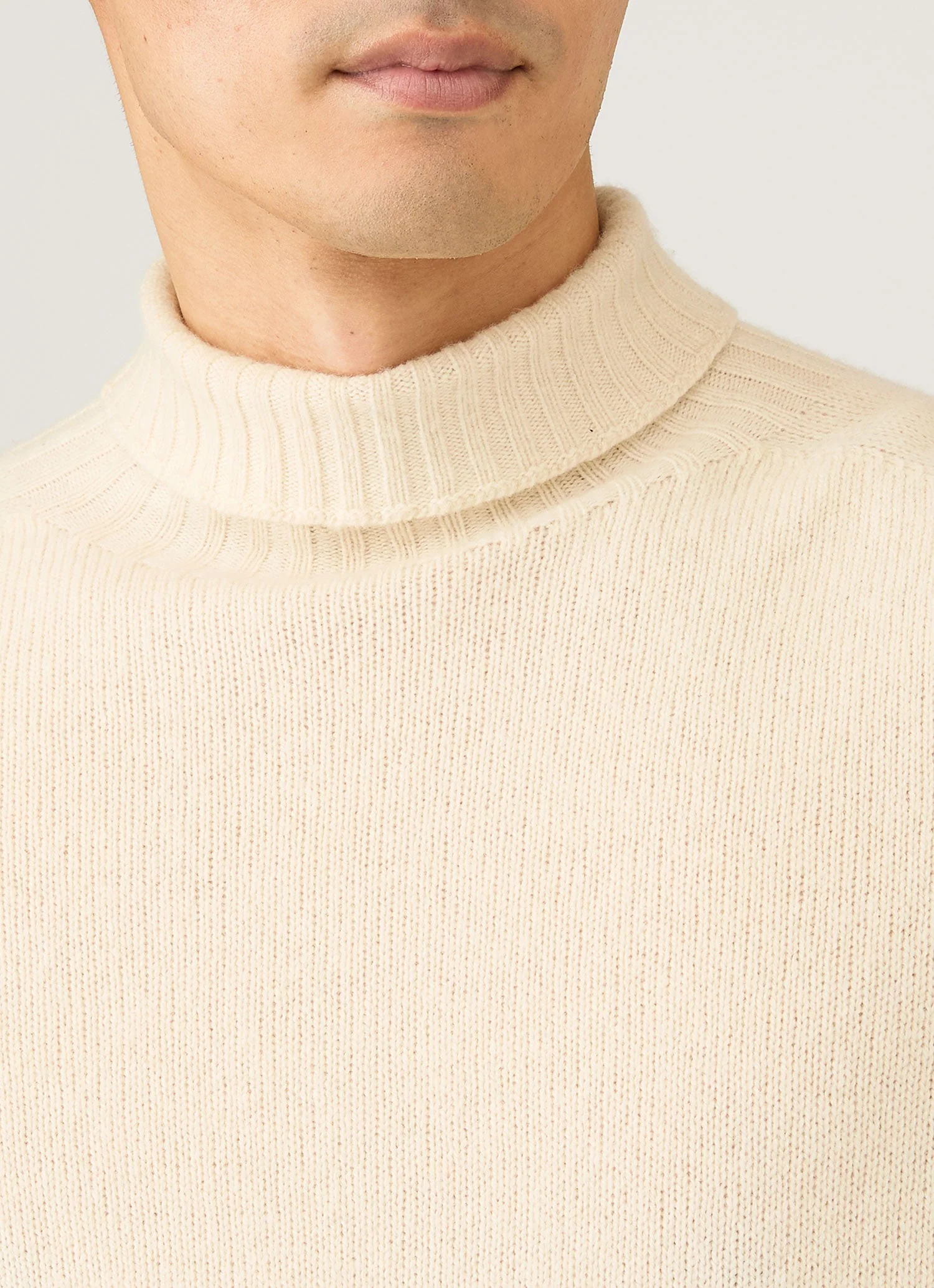 Men's Lambswool Roll Neck in Ecru - Image 5