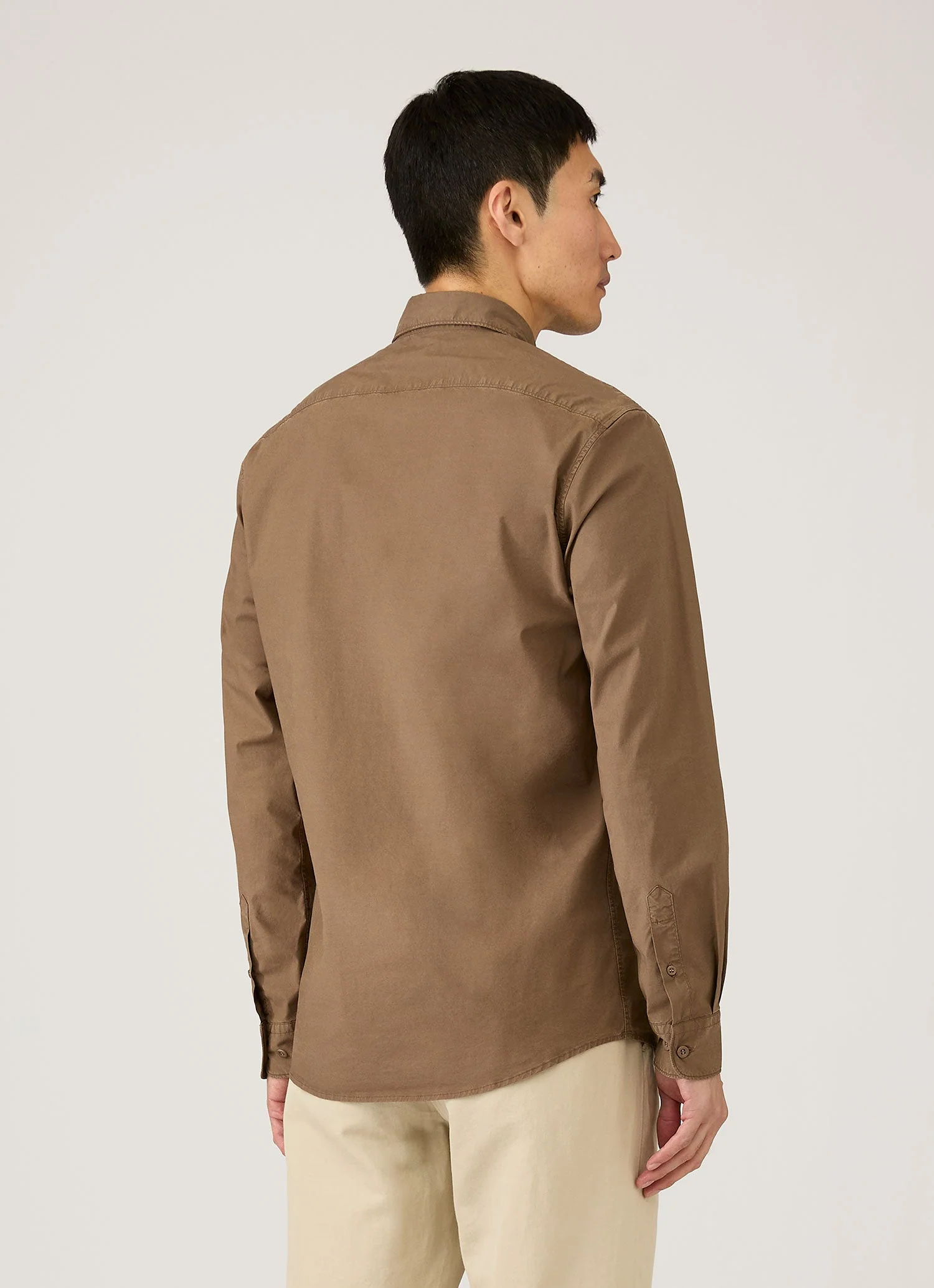 Men's Button Down Poplin Shirt in Dark Cedar - Image 5