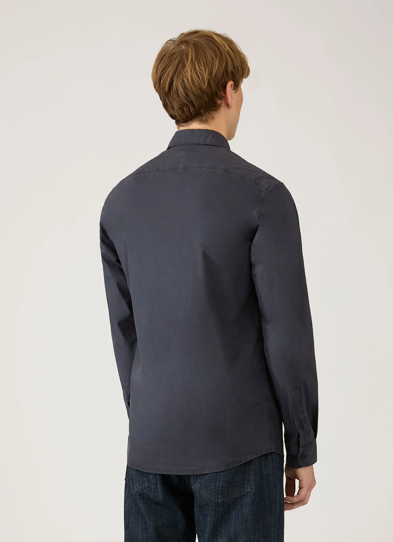 Men's Button Down Poplin Shirt in Navy - Image 5