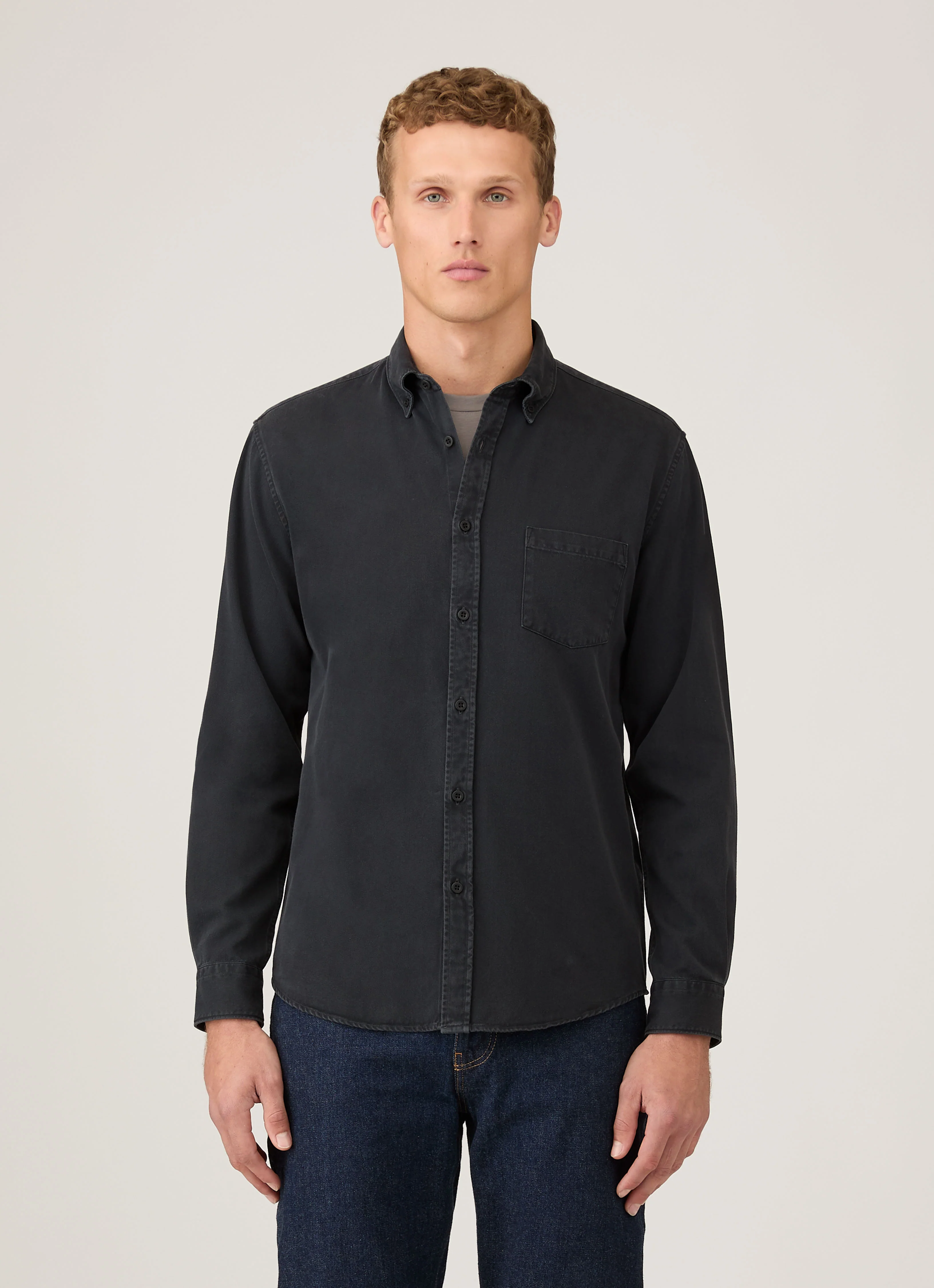 Men's Button Down Twill Shirt in Black - Image 2