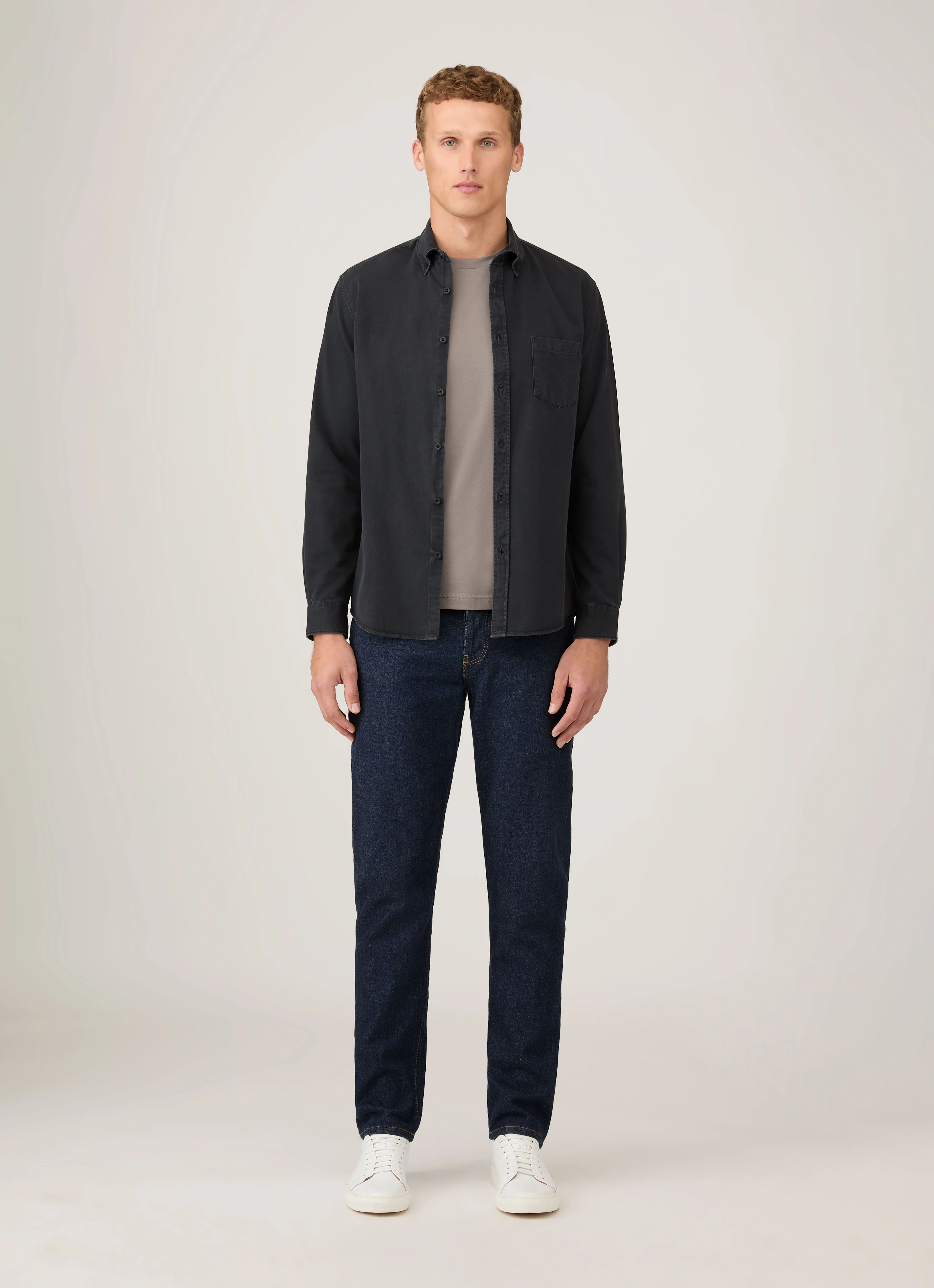 Men's Button Down Twill Shirt in Black - Image 3