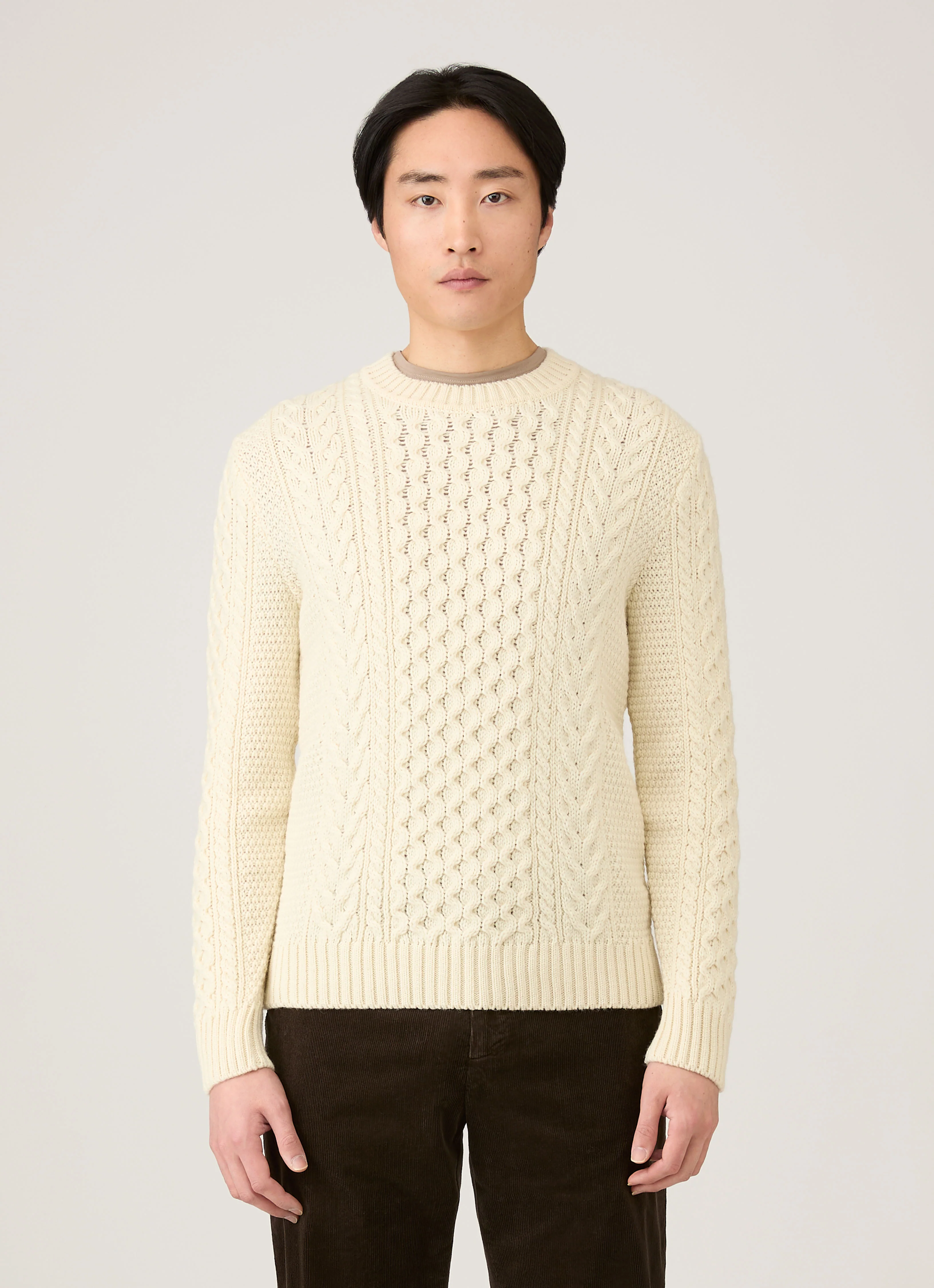 Men's Cable Knit Jumper in Ecru - Image 2