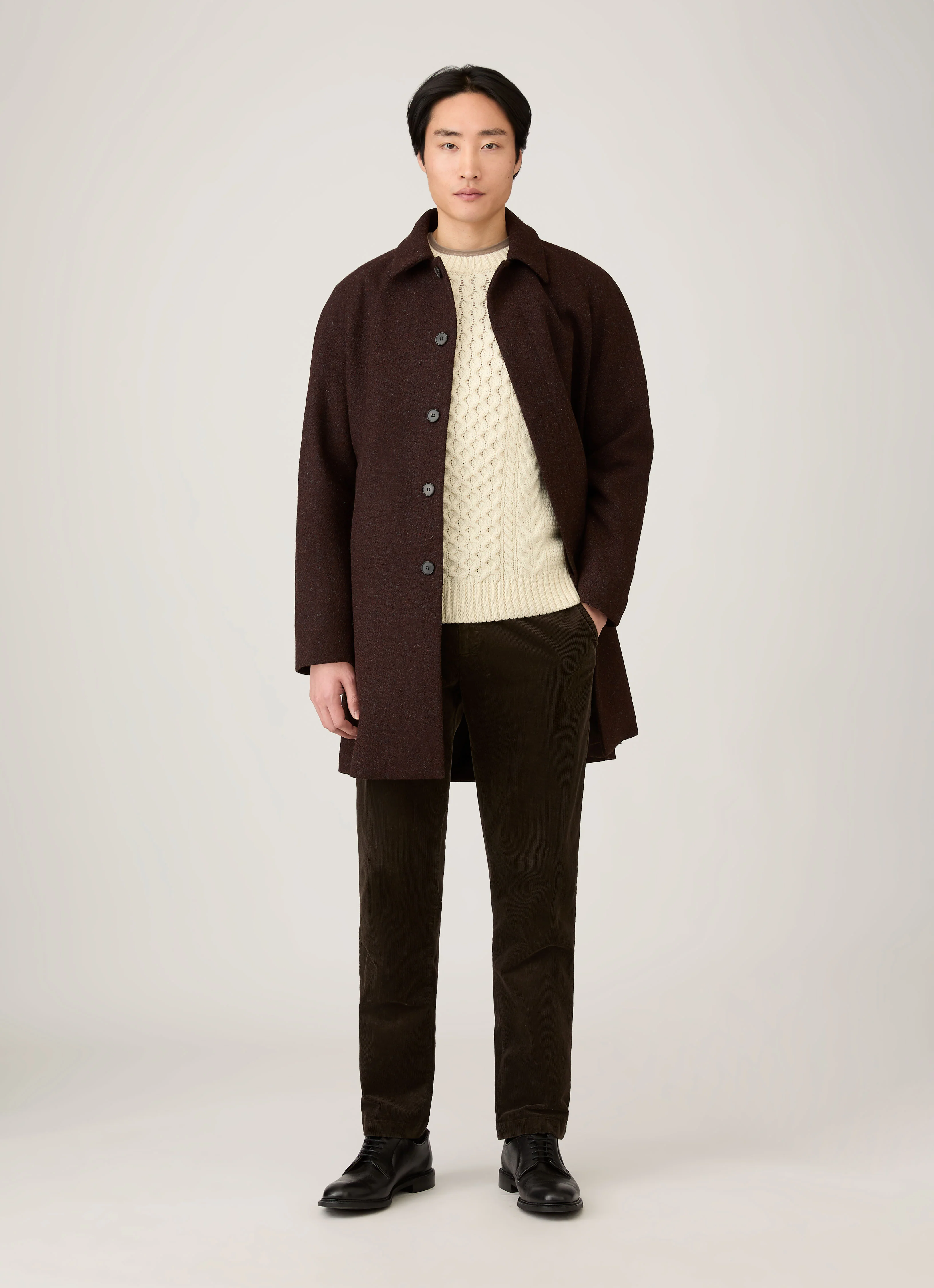 Men's Cable Knit Jumper in Ecru - Image 3