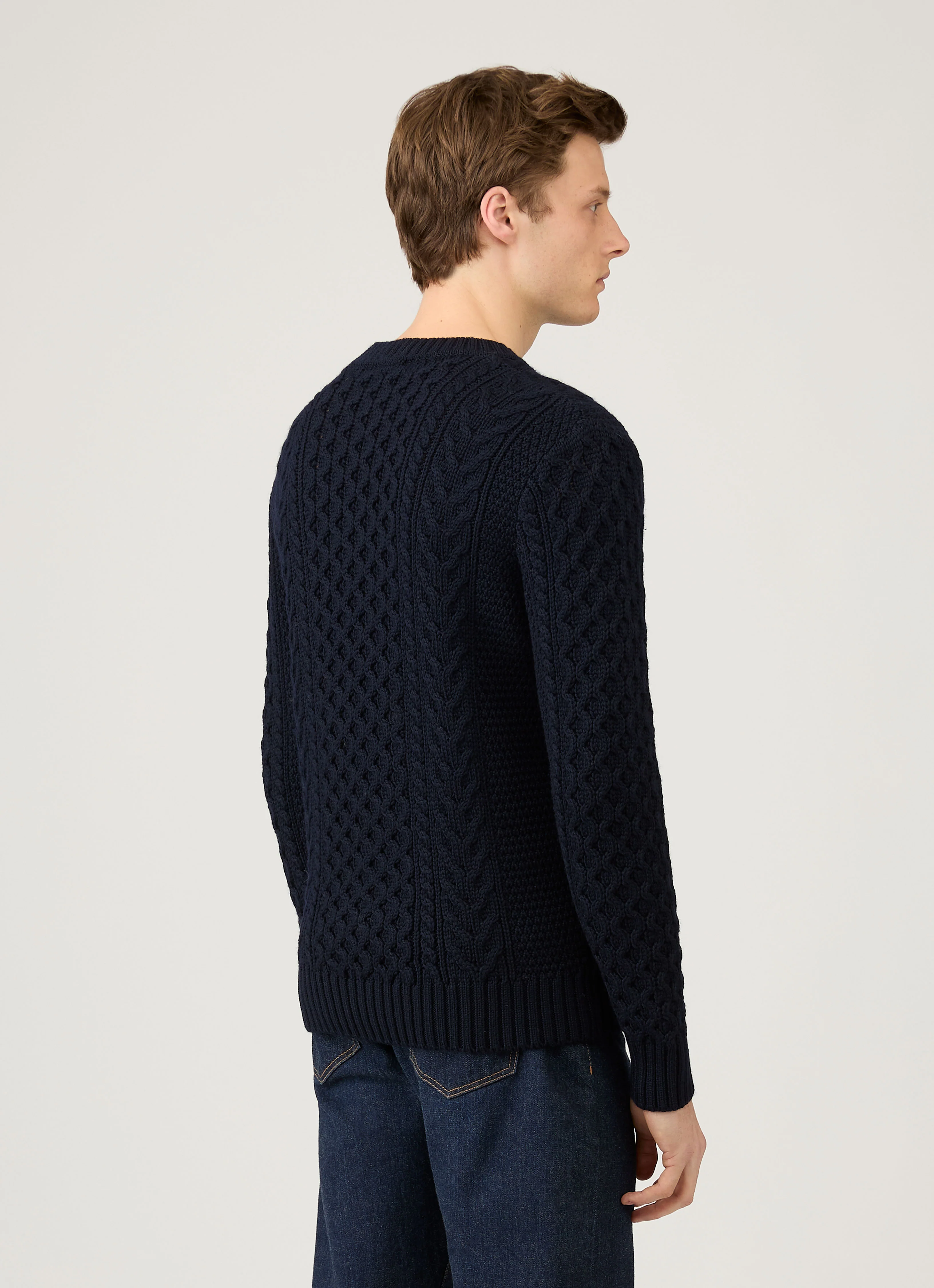 Men's Cable Knit Jumper in Navy - Image 5