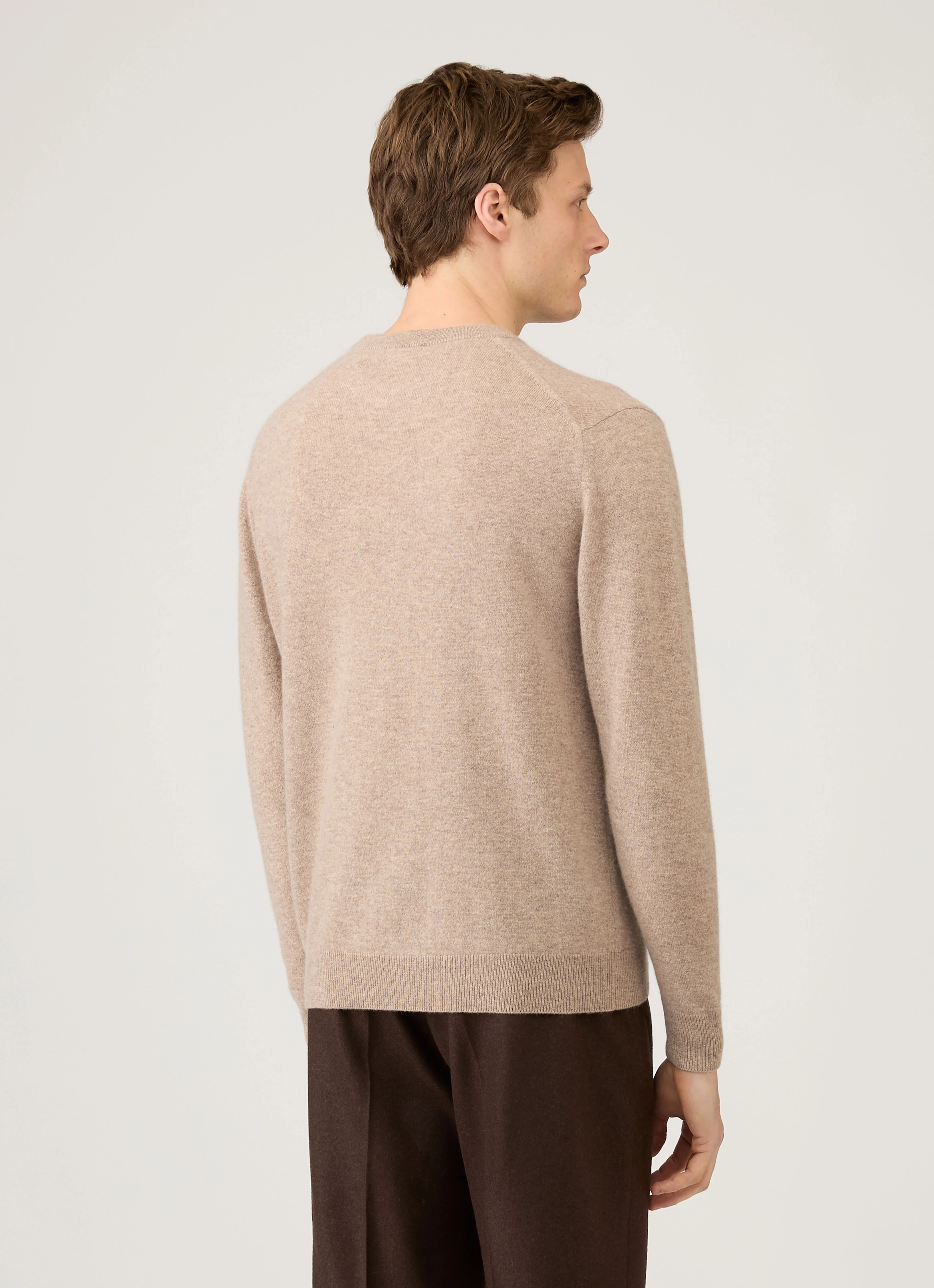 Men's Cashmere Crew Neck Jumper in Oatmeal Melange - Image 5