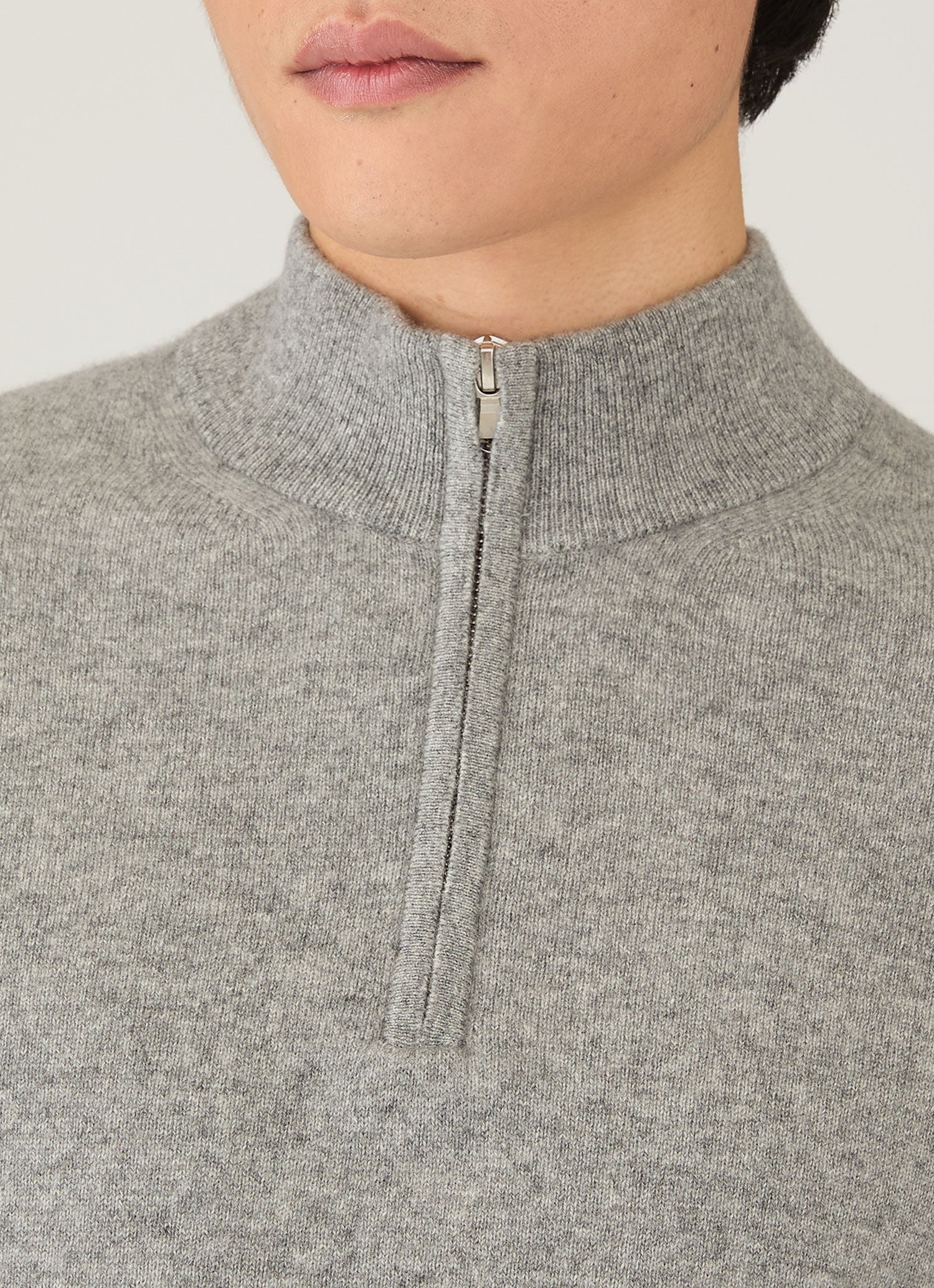 Men's Cashmere Half Zip Jumper in Grey Melange - Image 6