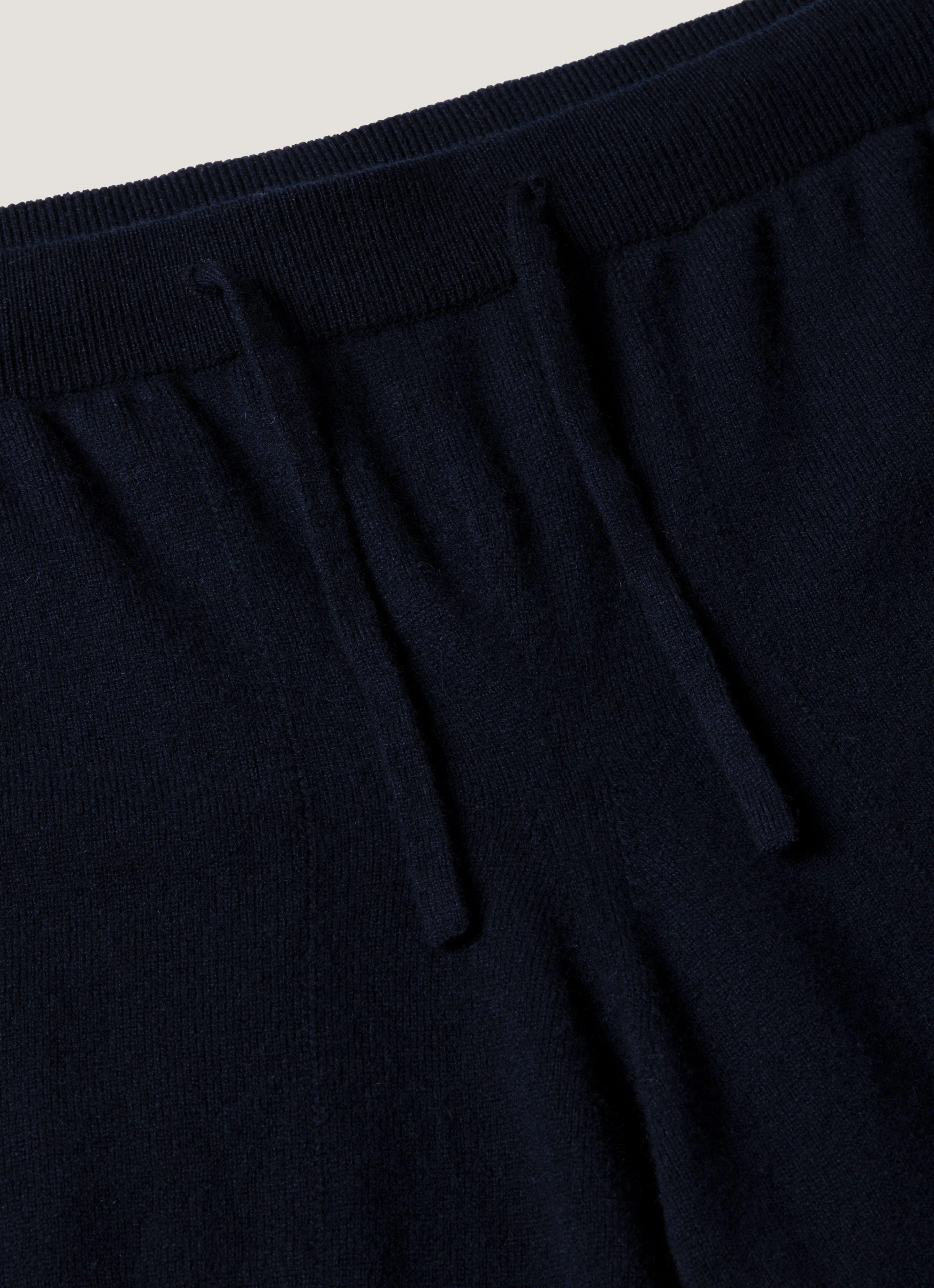 Men's Cashmere Lounge Set in Navy - Image 6