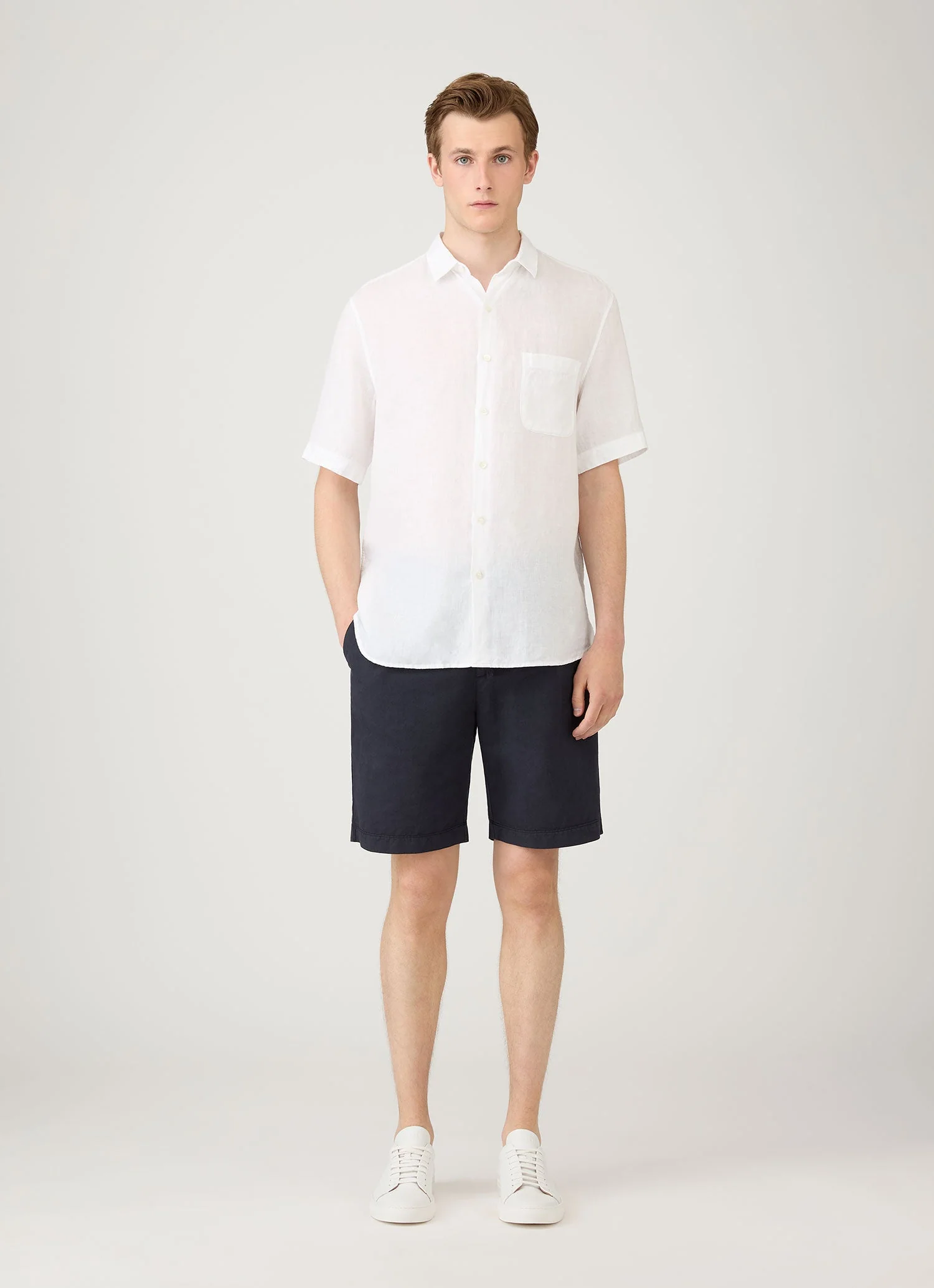 Men's Chino Shorts in Navy - Image 3