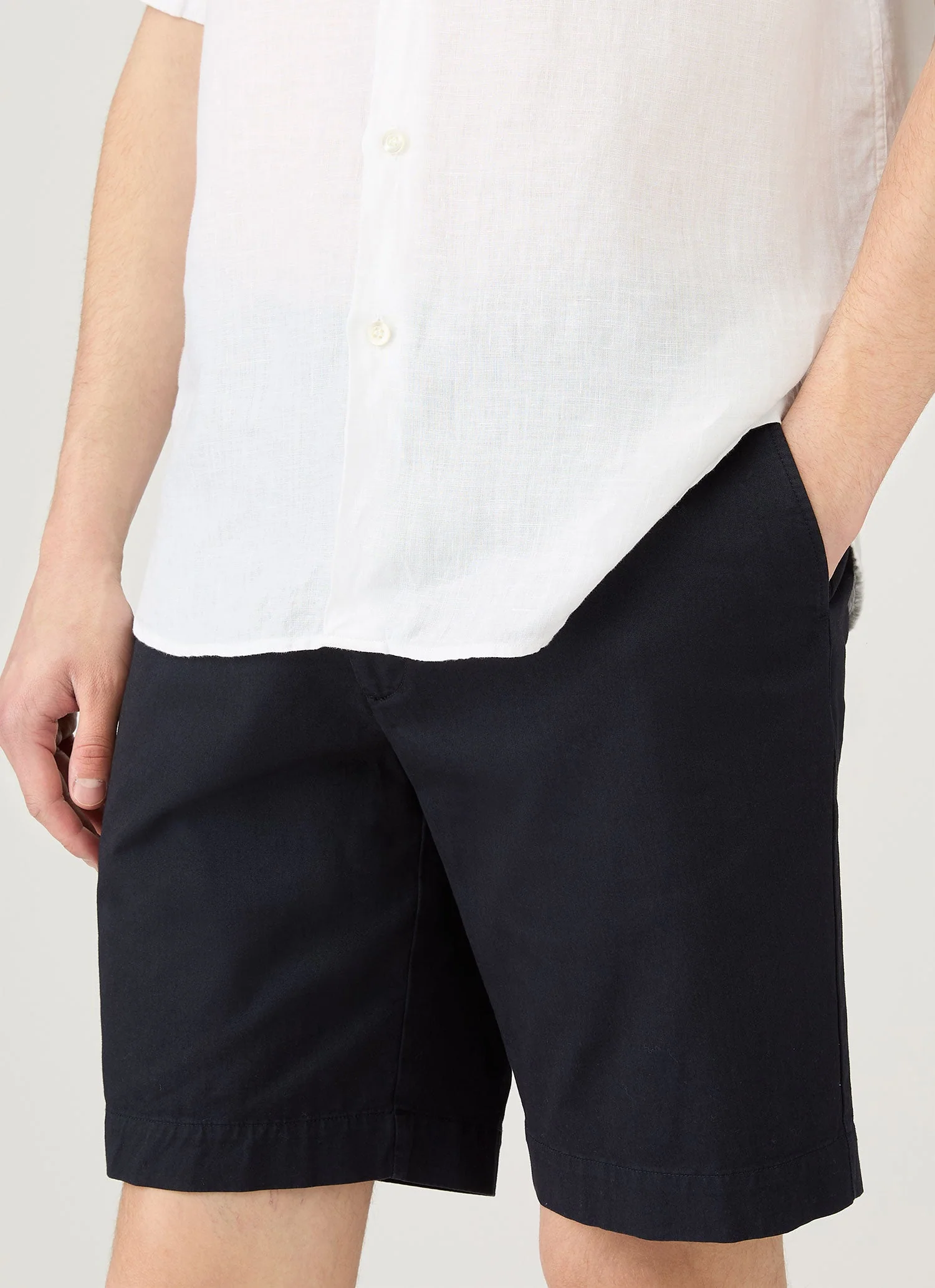 Men's Chino Shorts in Navy - Image 6