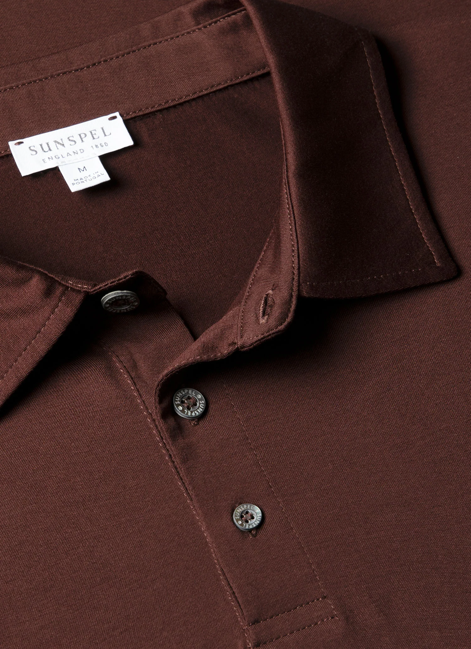 Men's Classic Jersey Polo Shirt in Bakelite - Image 4