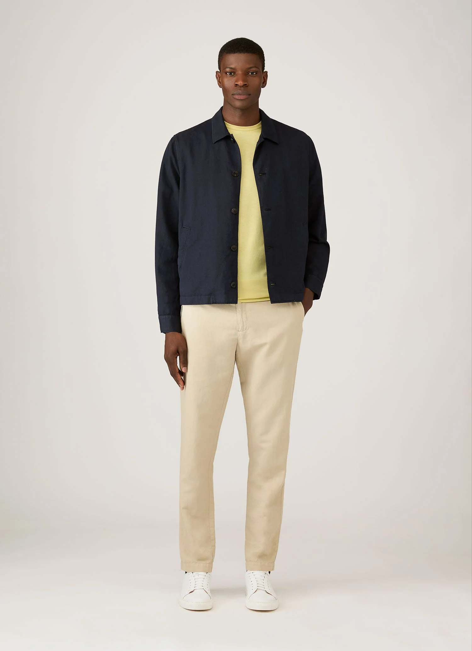 Men's Classic T-shirt in Avocado - Image 3