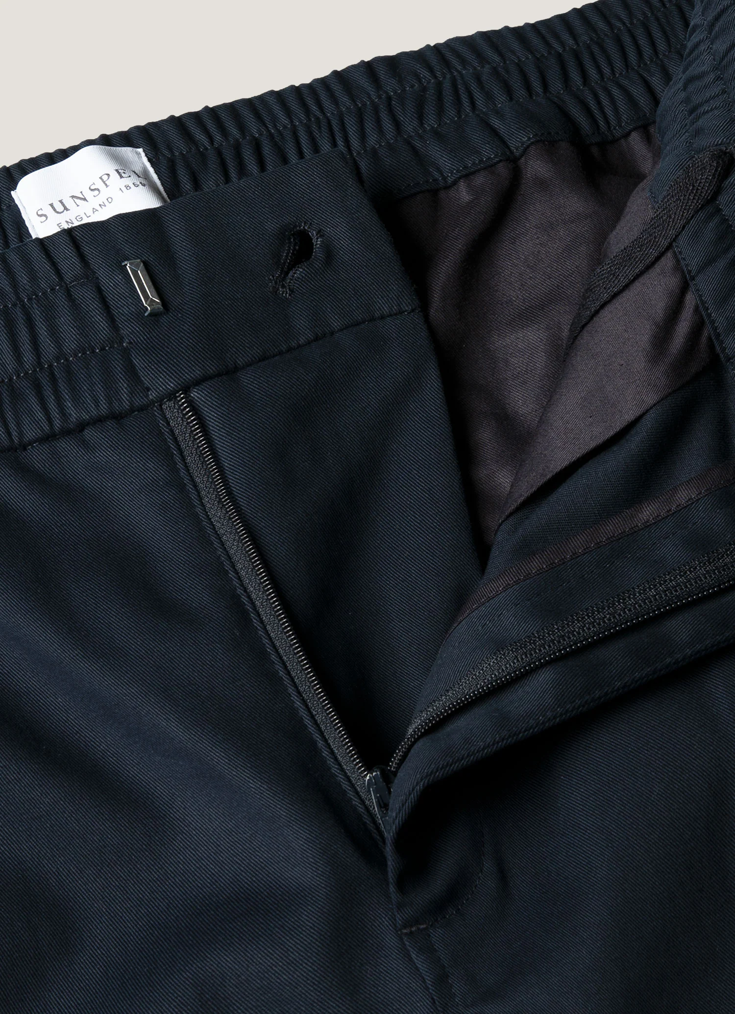 Men's Cotton Cashmere Drawstring Trouser in Navy - Image 4
