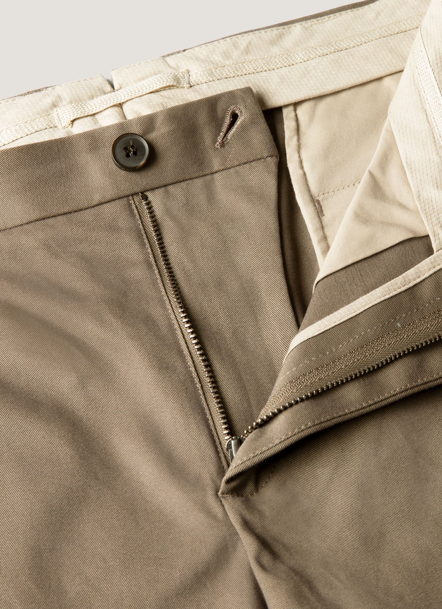 Men's Cotton Drill Trouser in Dark Stone - Image 4