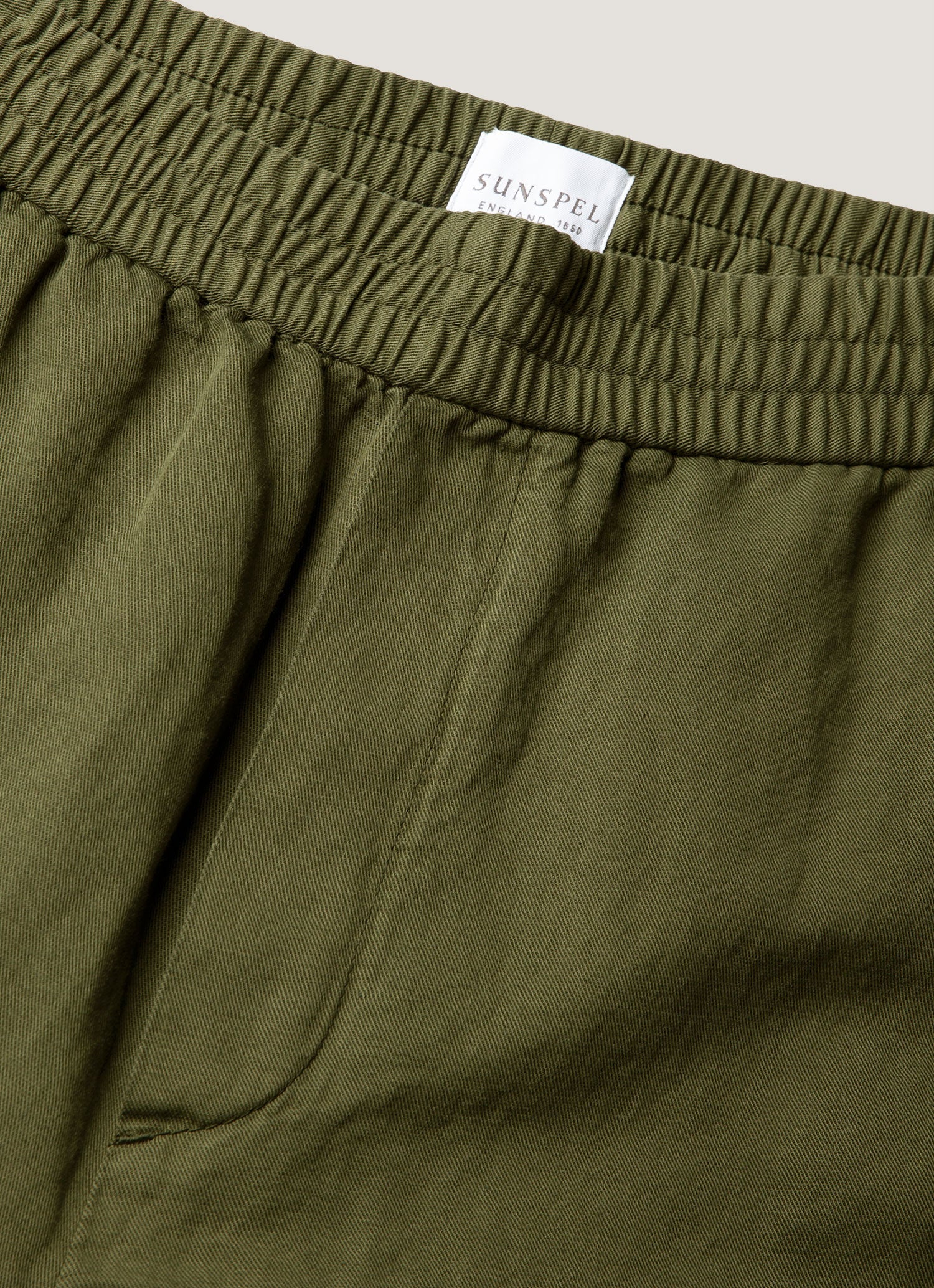 Men's Cotton Linen Drawstring Shorts in Deep Olive - Image 4