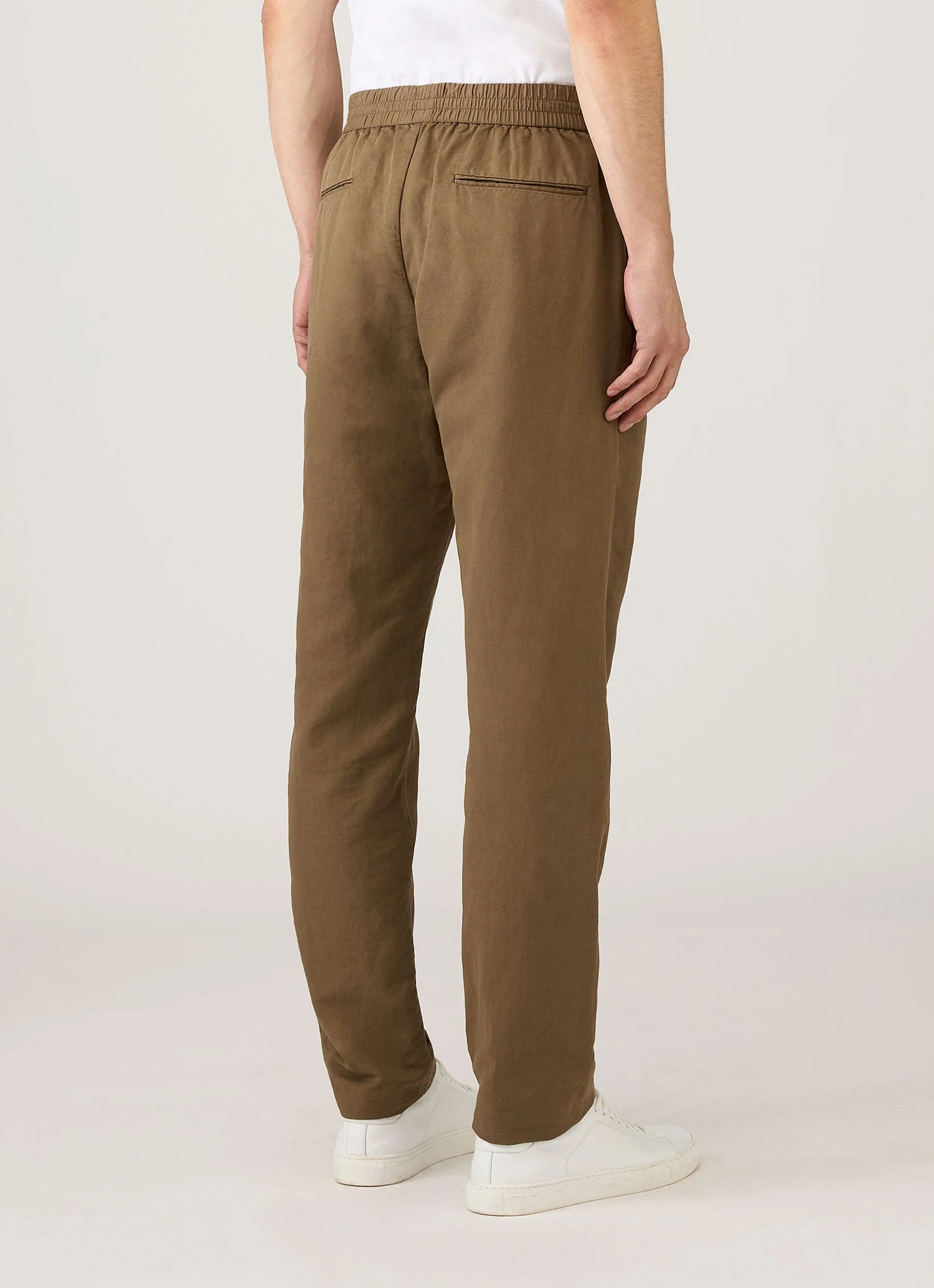 Men's Cotton Linen Drawstring Trouser in Dark Cedar - Image 5