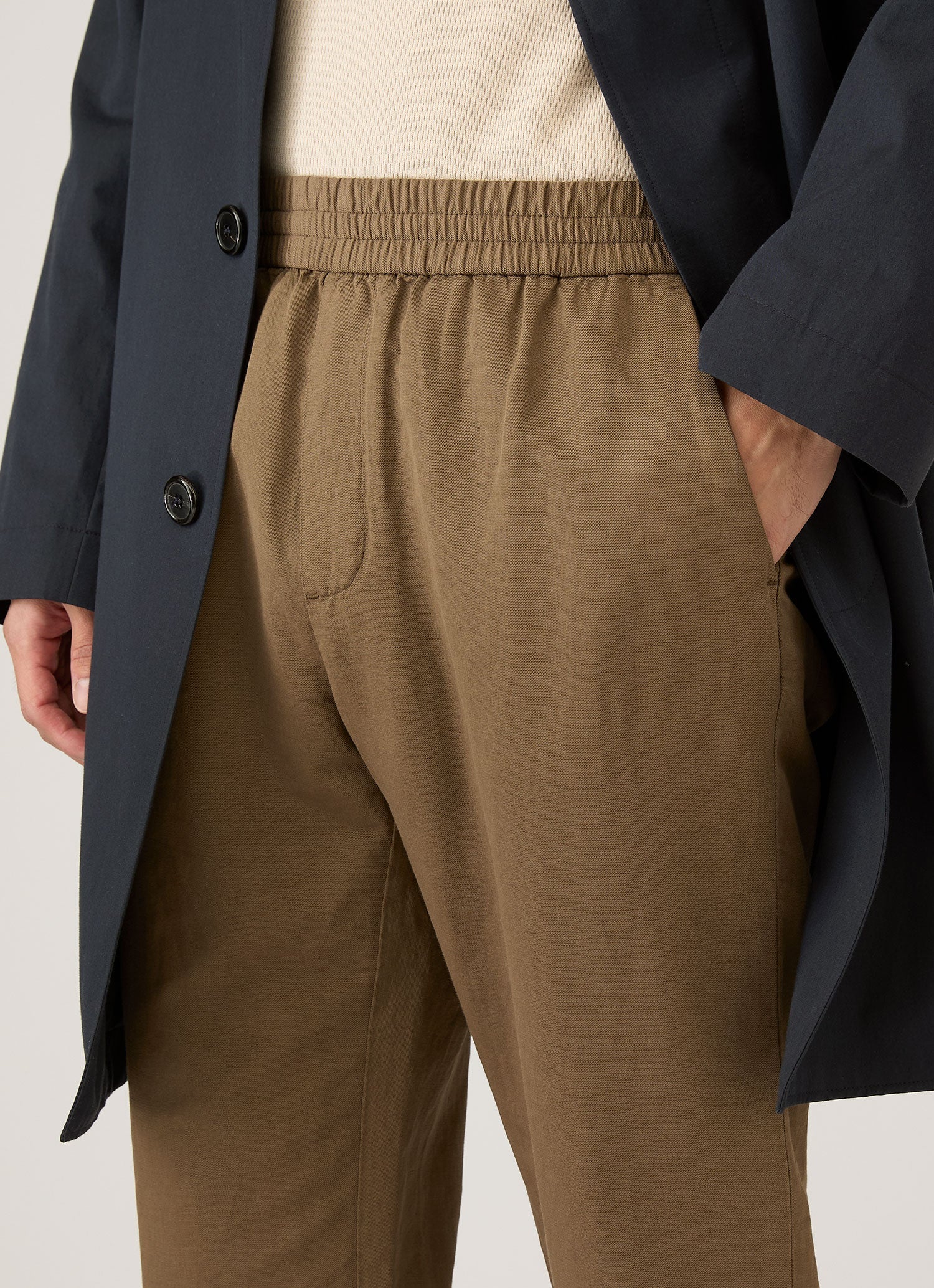 Men's Cotton Linen Drawstring Trouser in Dark Cedar - Image 6