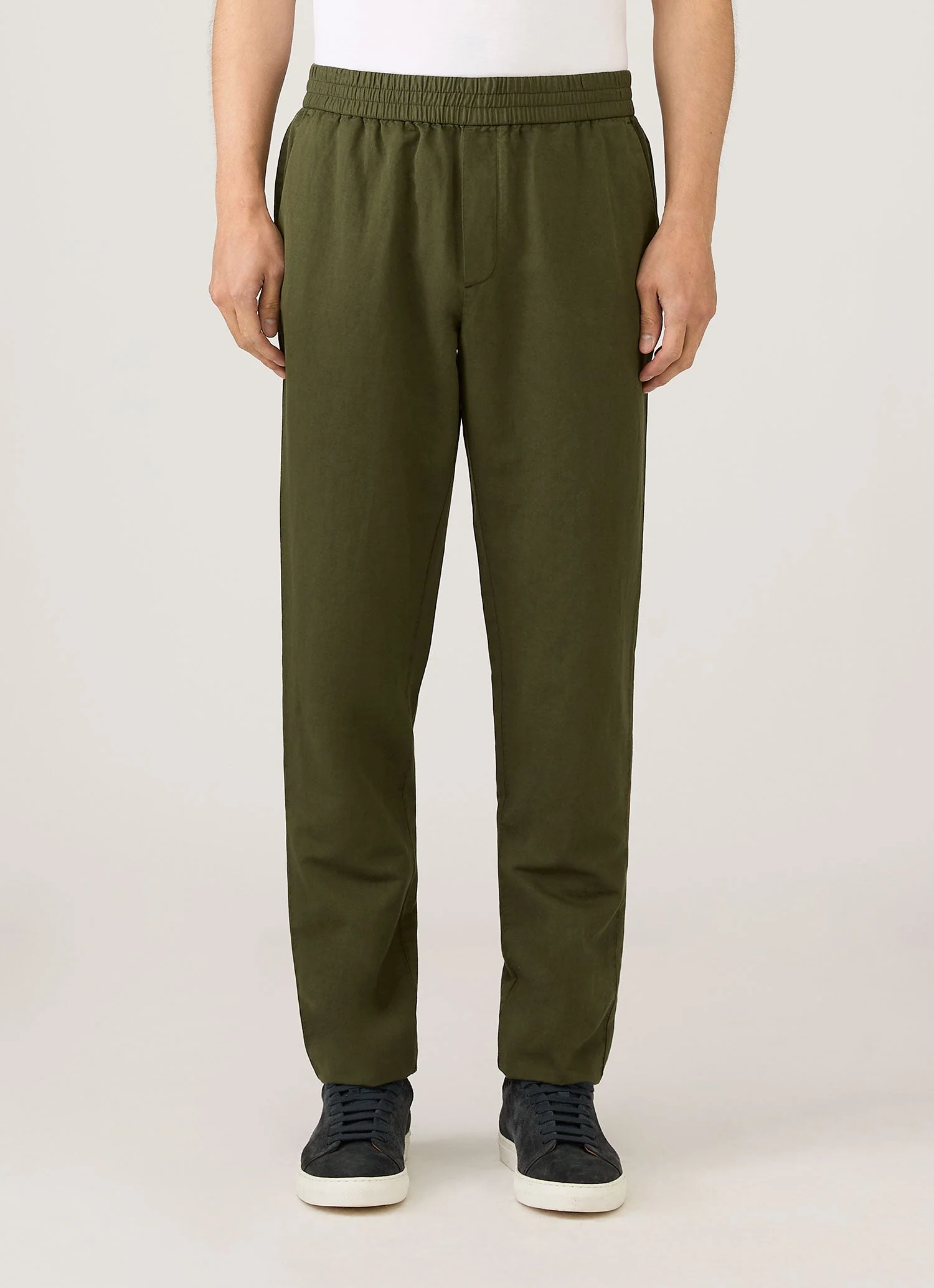 Men's Cotton Linen Drawstring Trouser in Deep Olive - Image 2