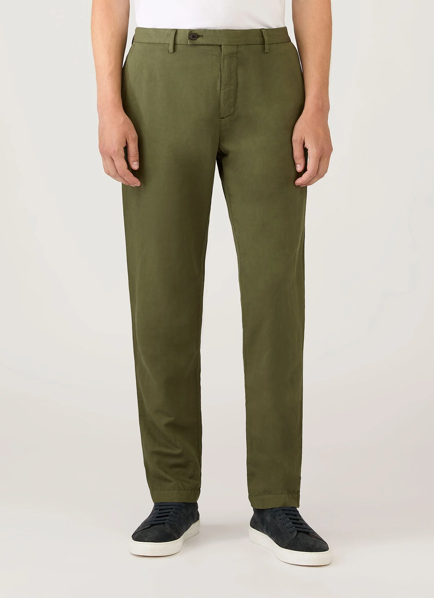 Men's Cotton Linen Trouser in Deep Olive - Image 2
