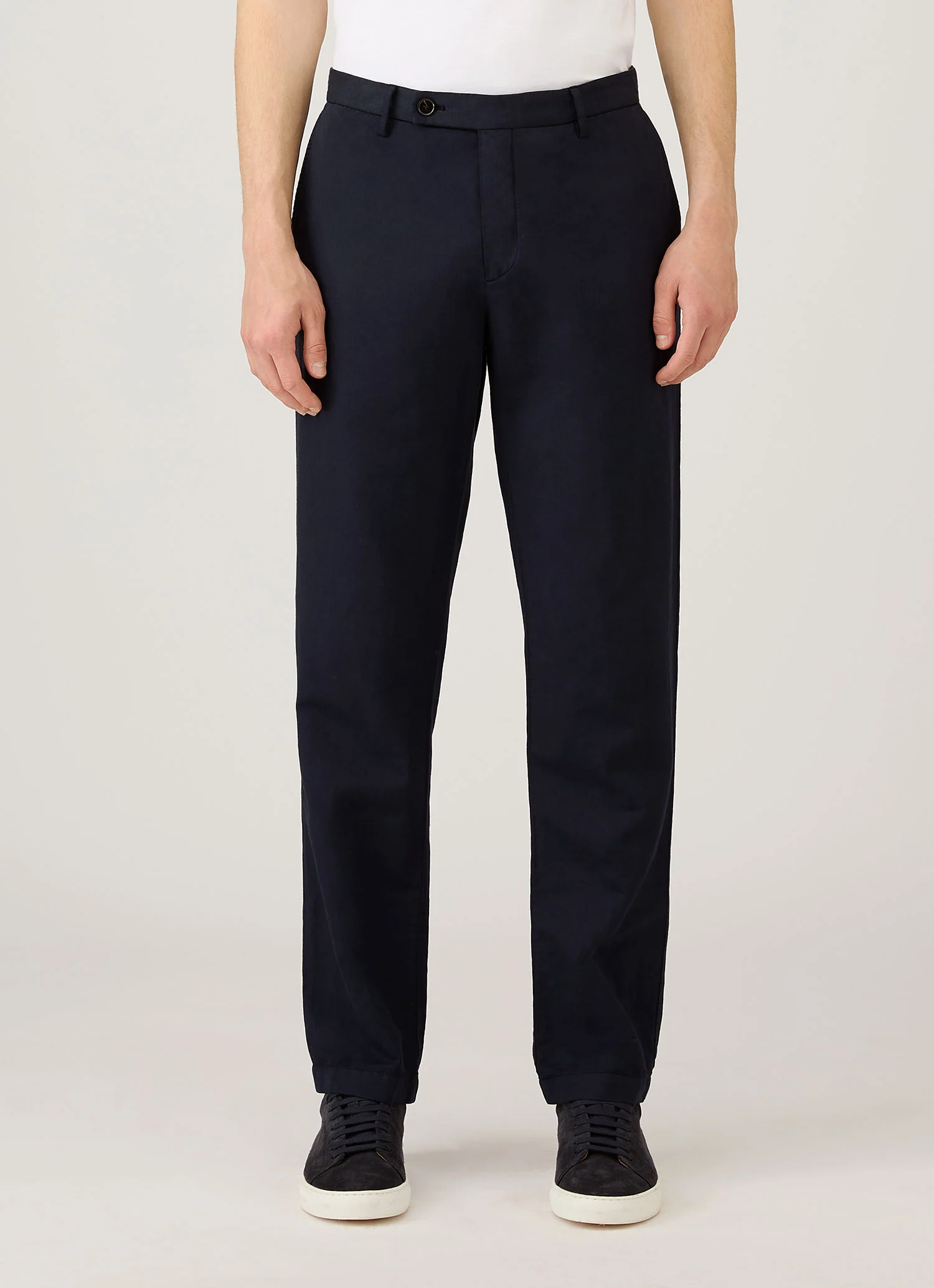 Men's Cotton Linen Trouser in Navy - Image 2