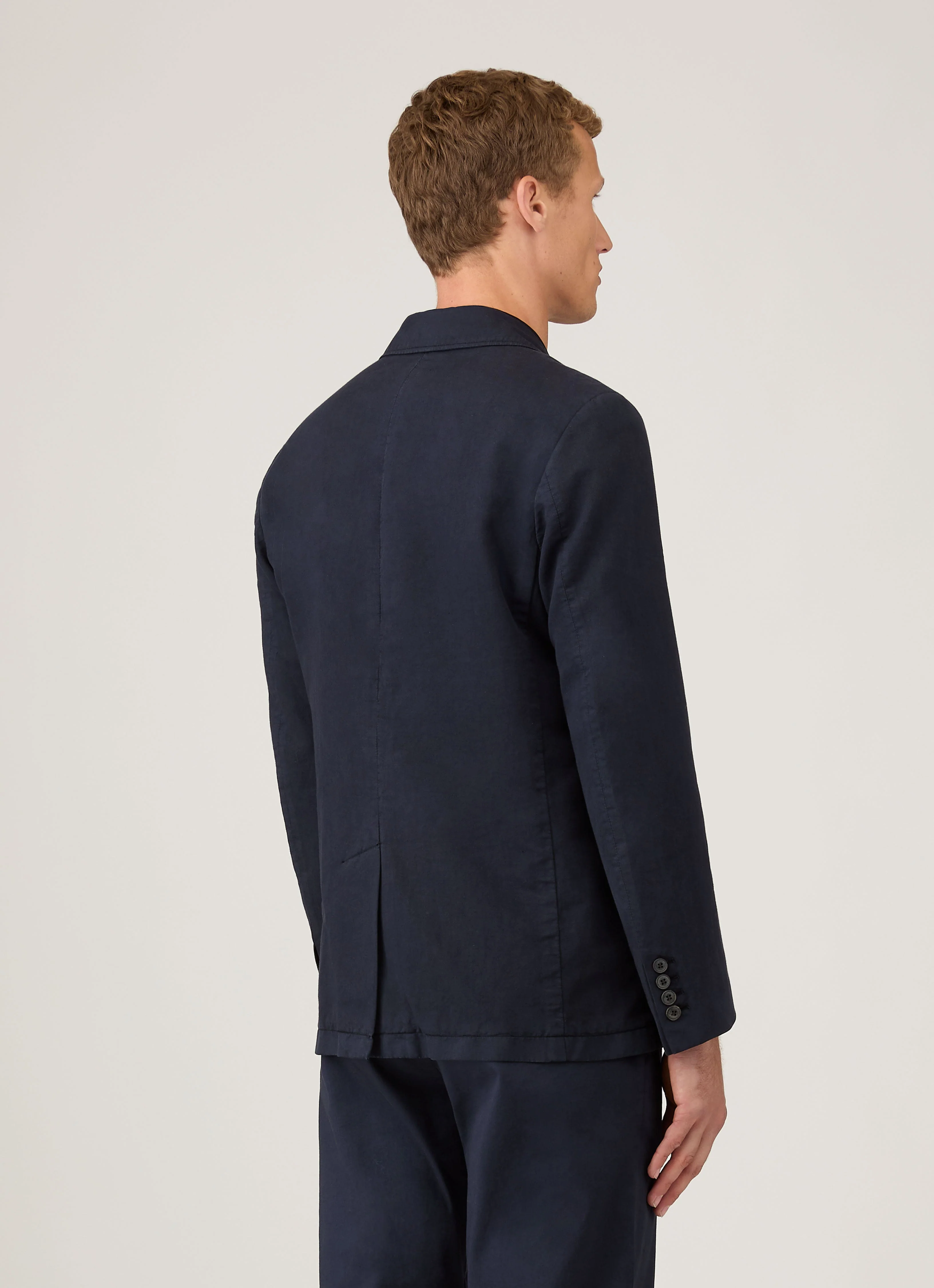 Men's Cotton Linen Blazer in Navy - Image 5