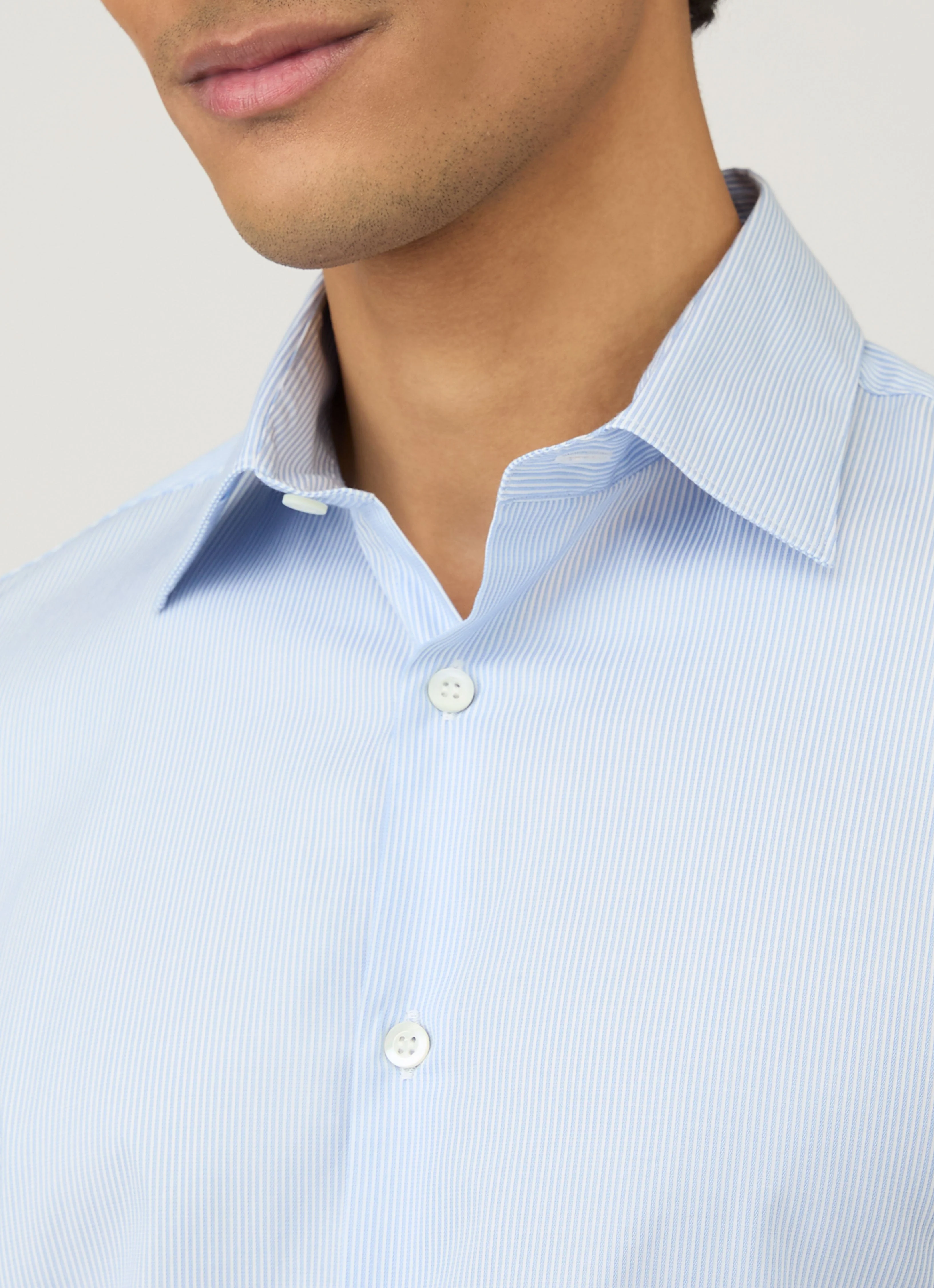Men's Cotton Stretch Shirt in Light Blue/White - Image 6