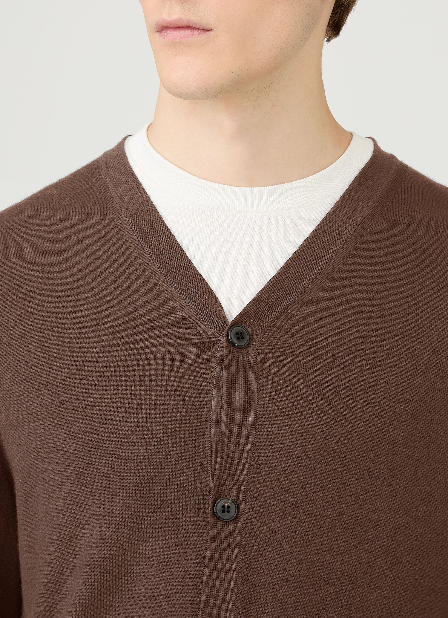 Men's Extra-Fine Merino Cardigan in Bark - Image 6