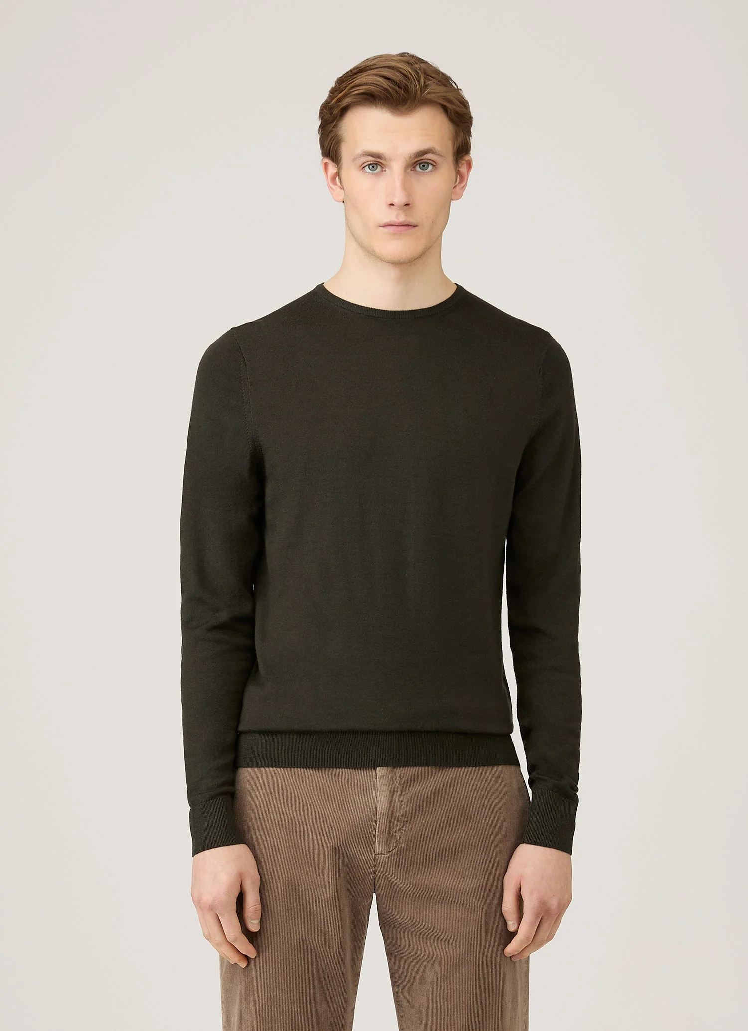 Men's Extra-Fine Merino Crew Neck in Dark Green - Image 2