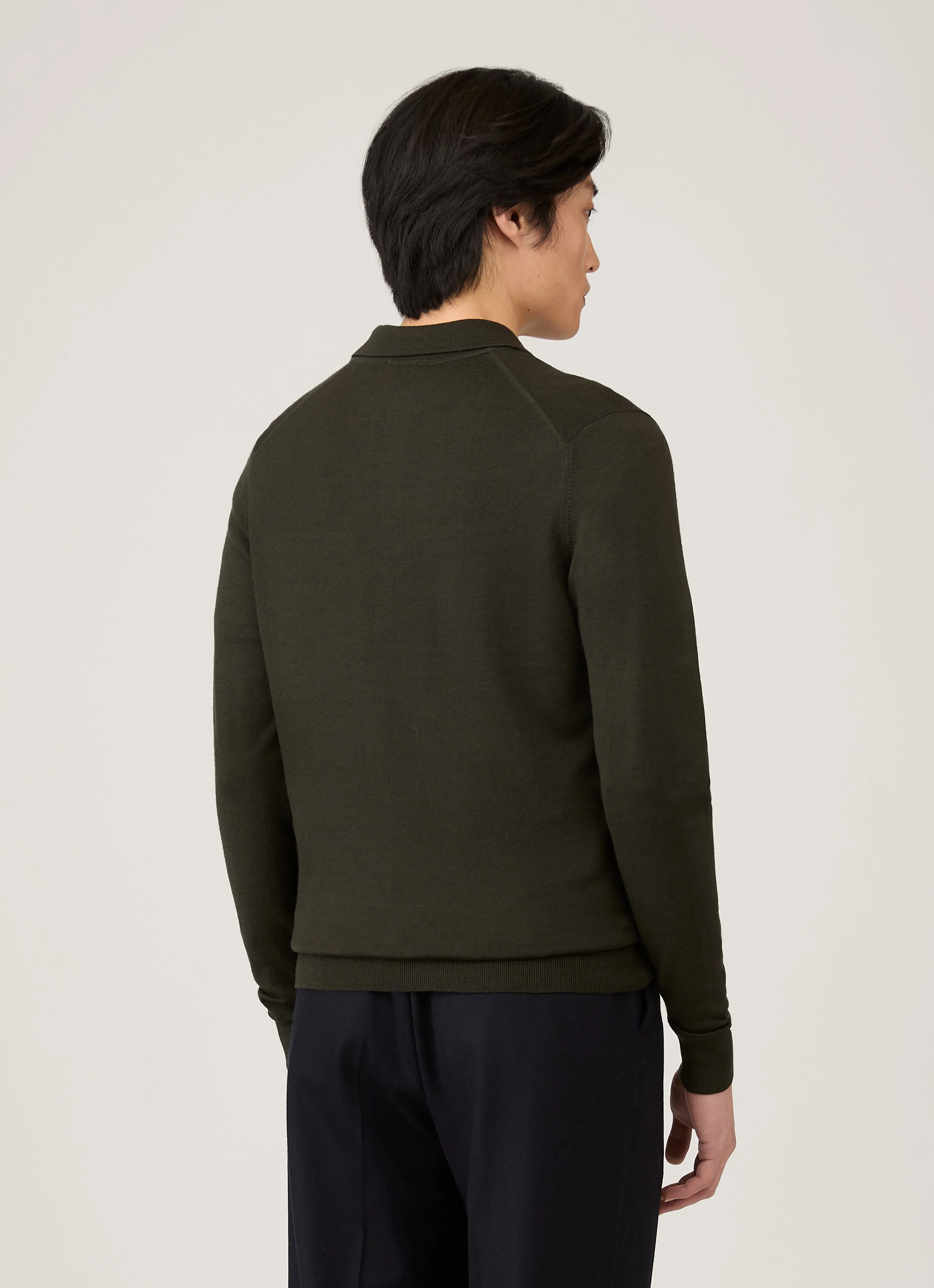 Men's Extra-Fine Merino Knitted Polo Shirt in Dark Green - Image 5