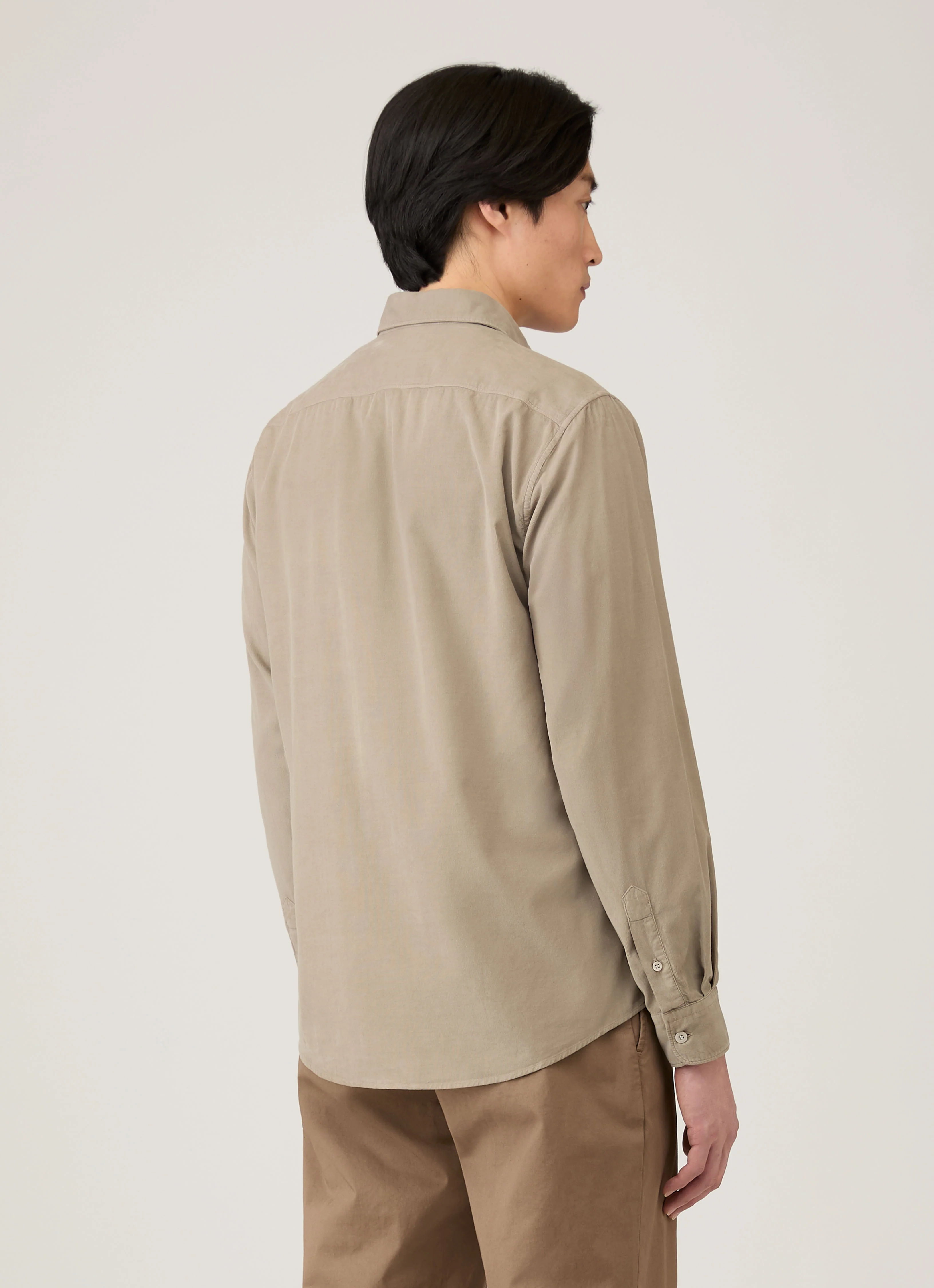 Men's Fine Cord Shirt in Fog - Image 5