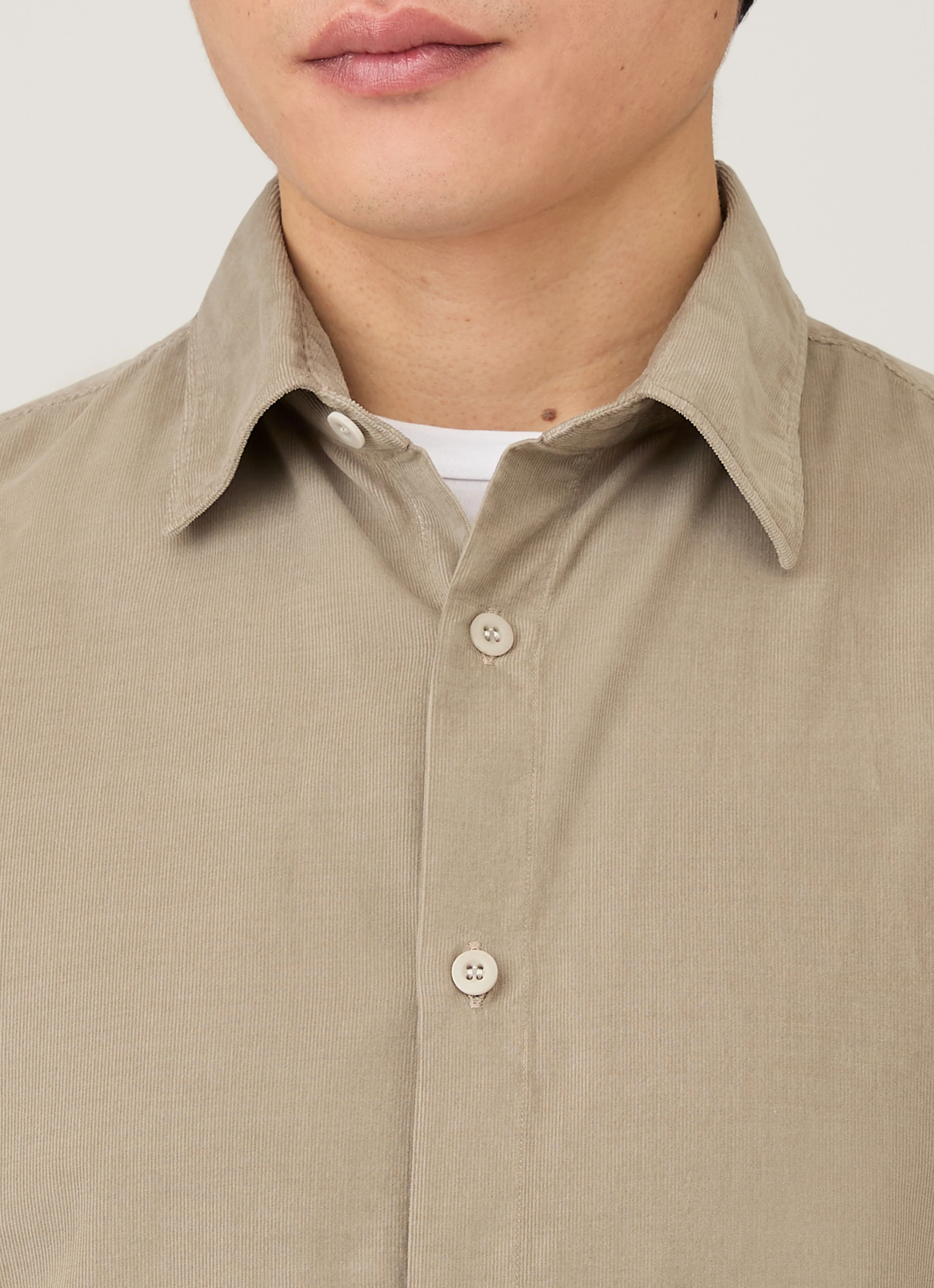 Men's Fine Cord Shirt in Fog - Image 6