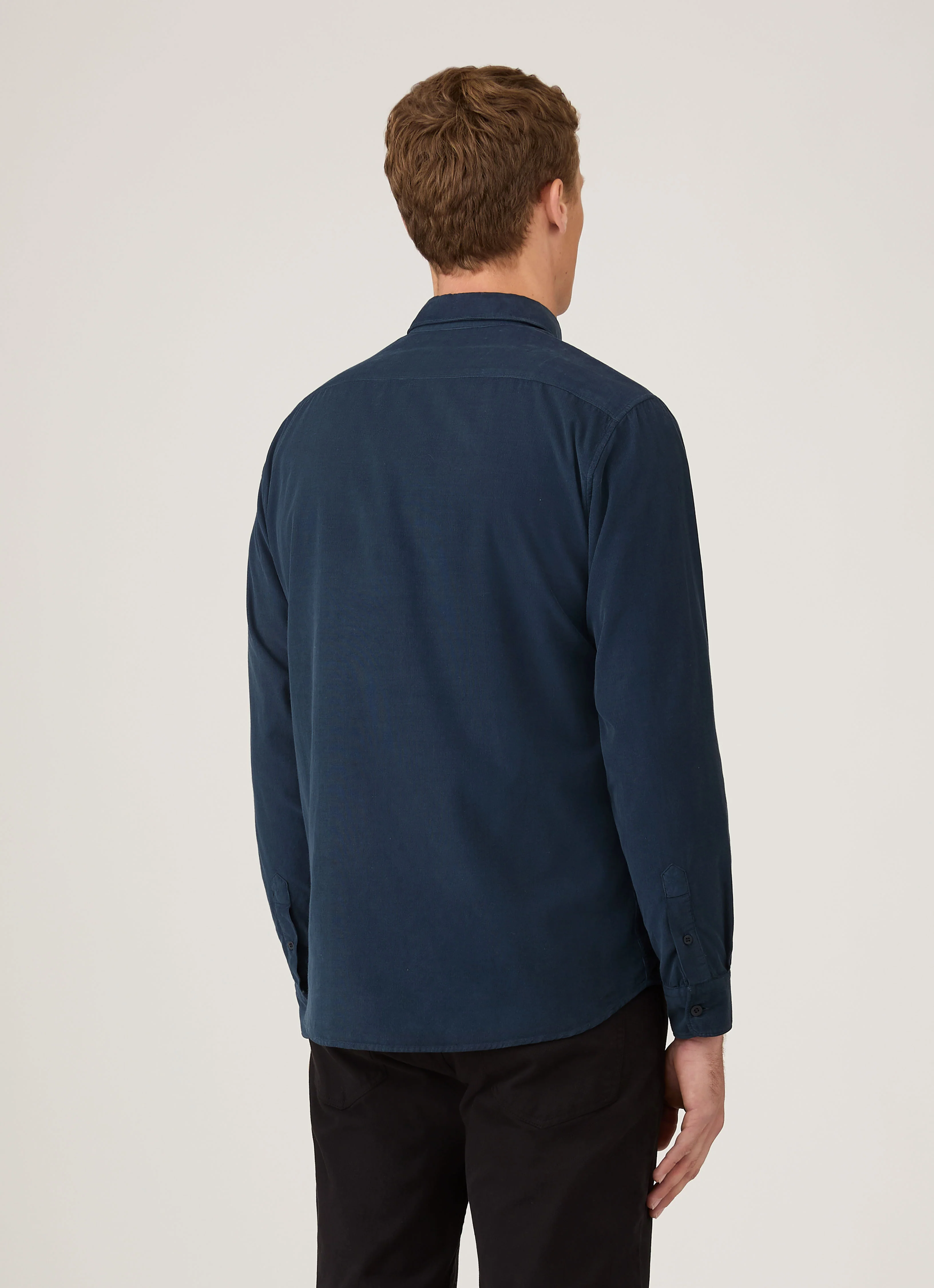 Men's Fine Cord Shirt in Navy - Image 5