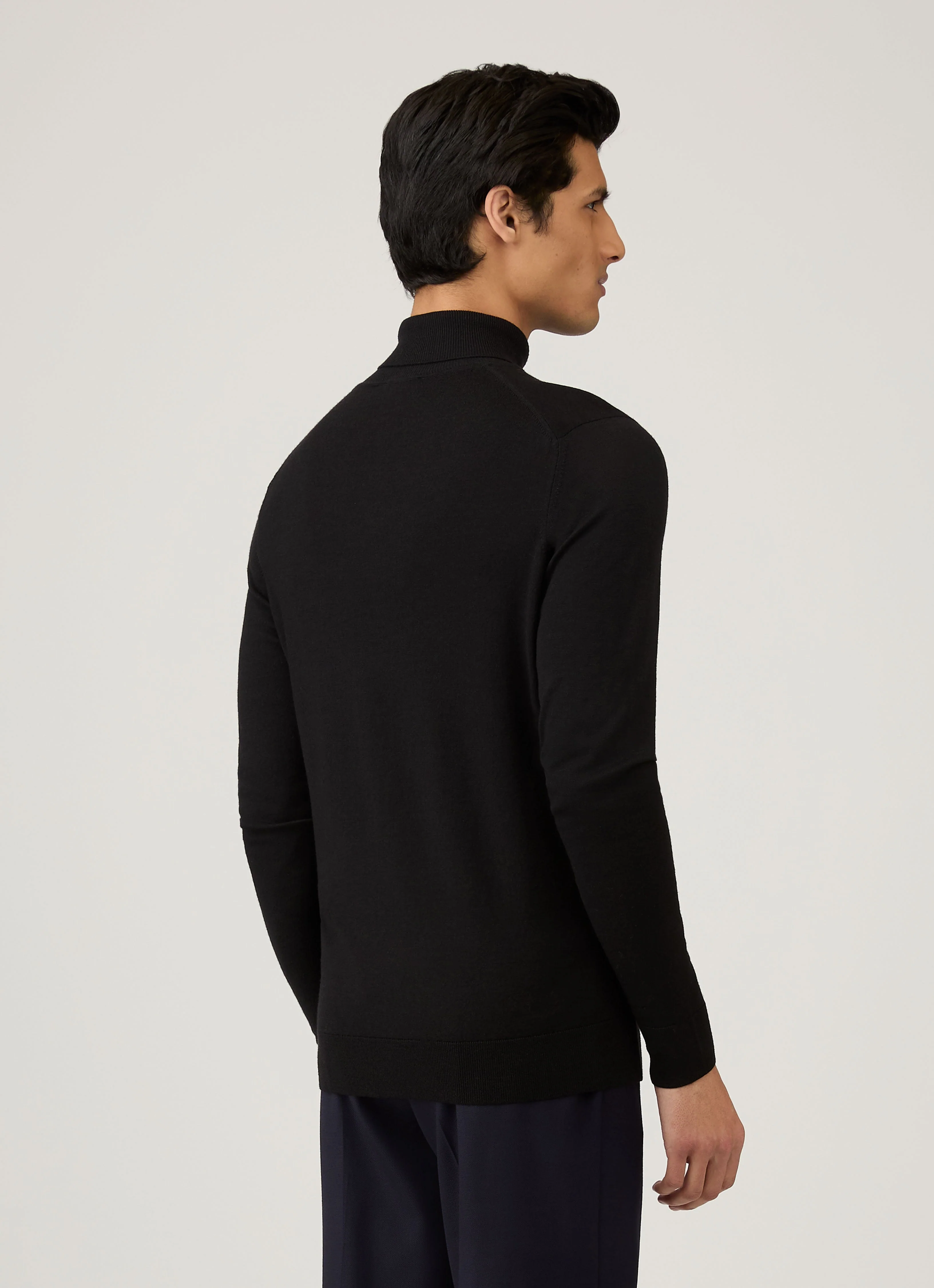 Men's Extra-Fine Merino Roll Neck in Black - Image 5