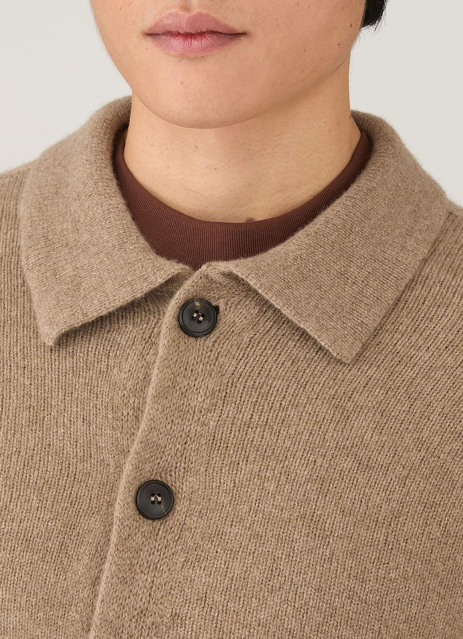 Men's Lambswool Cardigan in Sandstone - Image 6