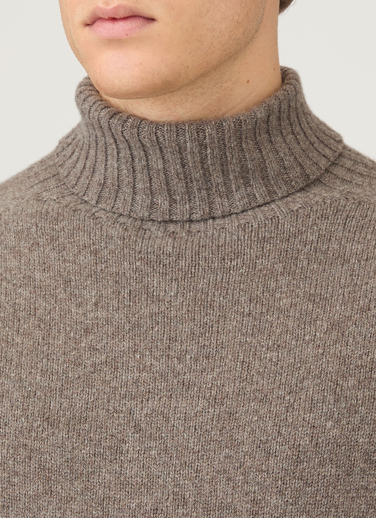 Men's Lambswool Roll Neck in Bark - Image 6