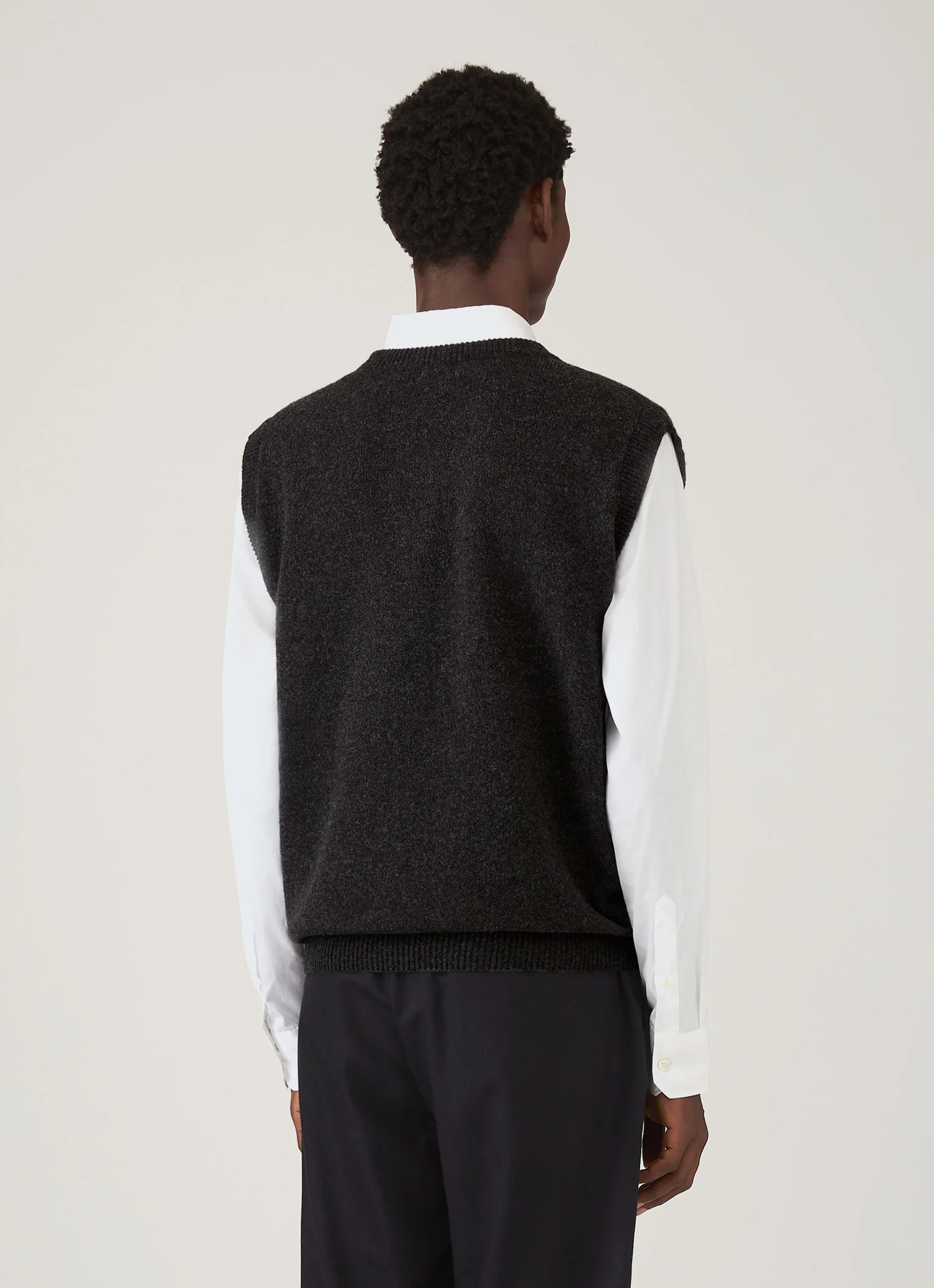 Men's Lambswool Vest in Charcoal Melange - Image 5