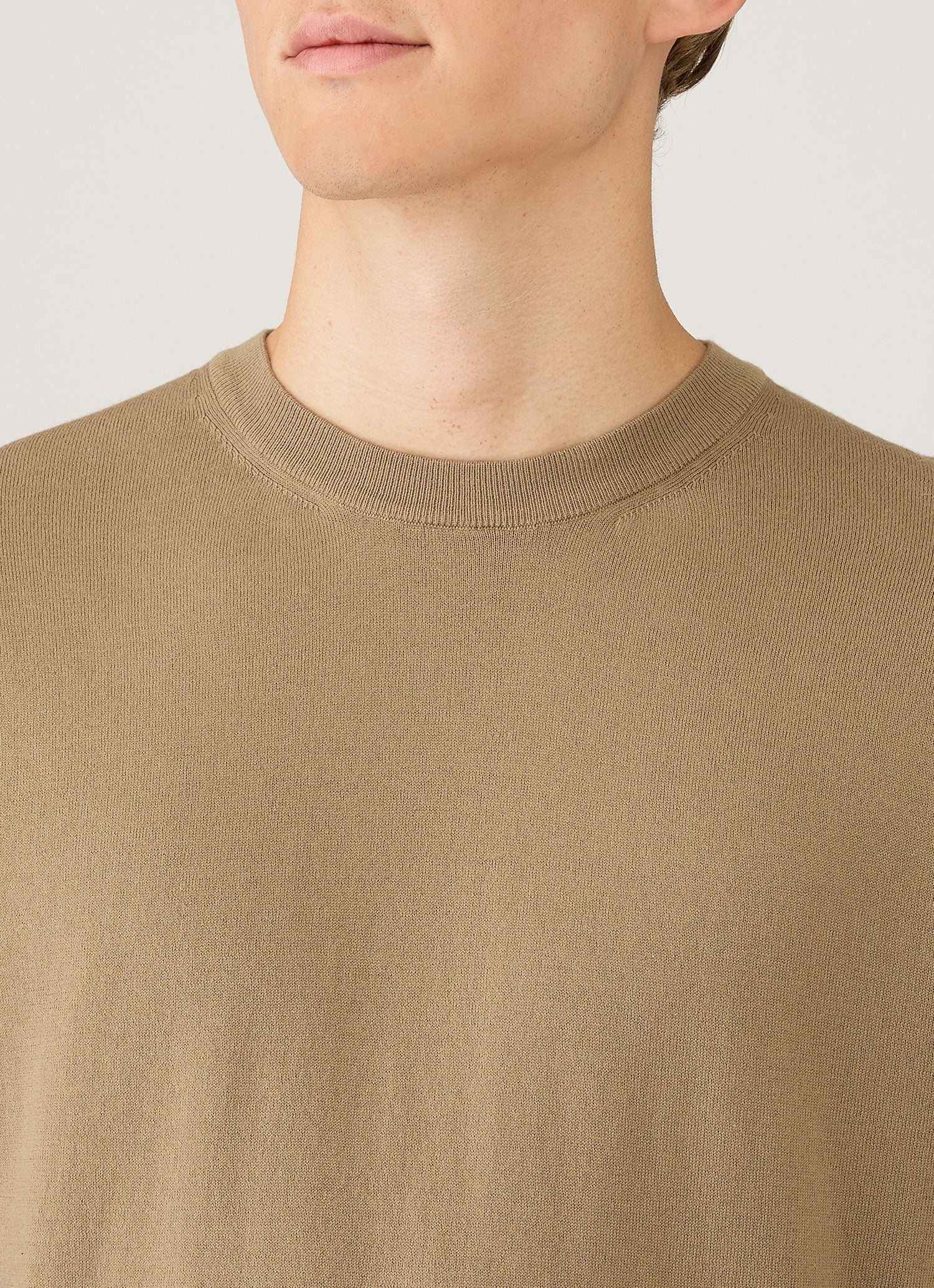 Men's Lightweight Cotton Jumper in Dark Stone - Image 6