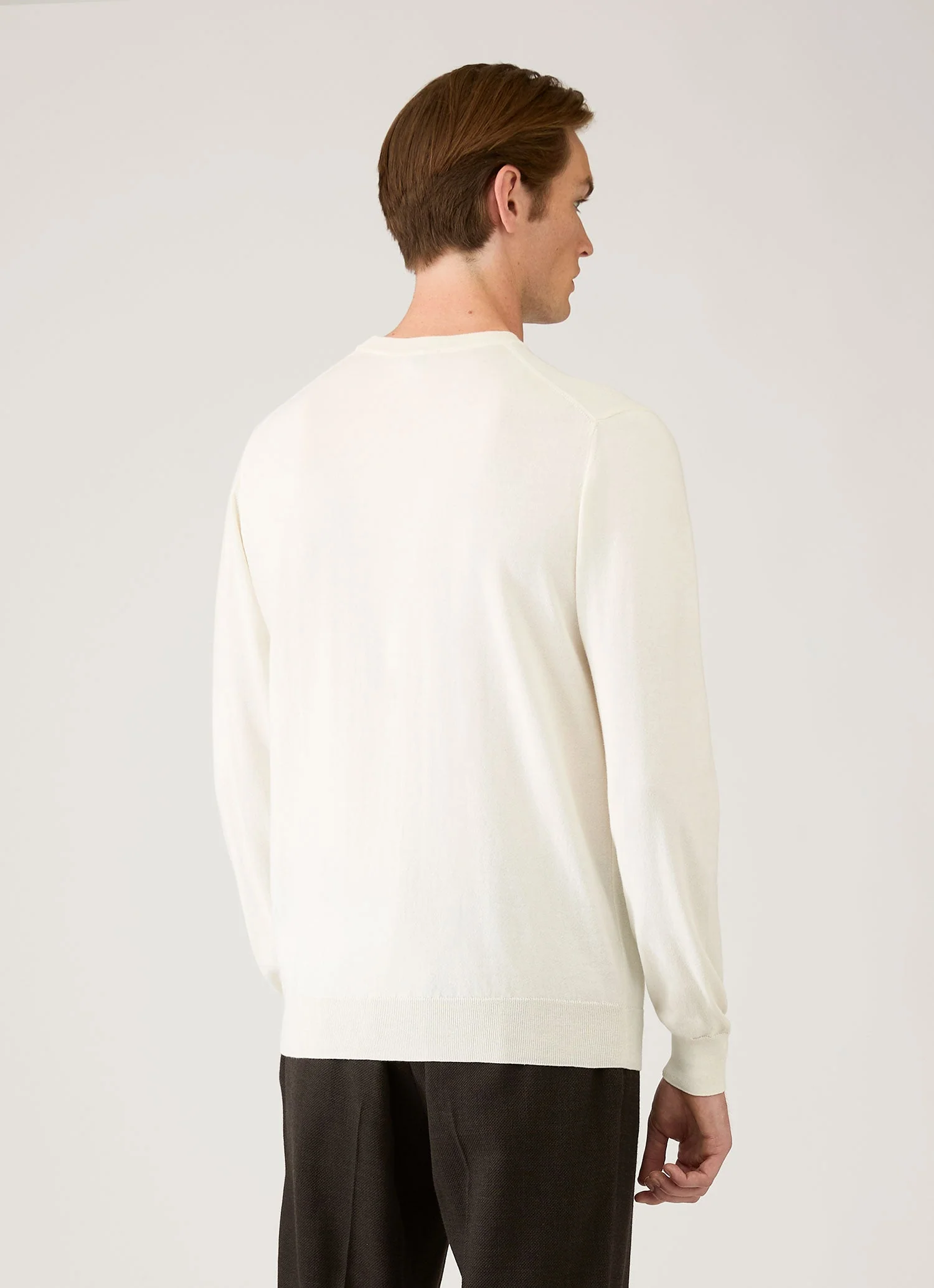 Men's Lightweight Cotton Jumper in Ecru - Image 5