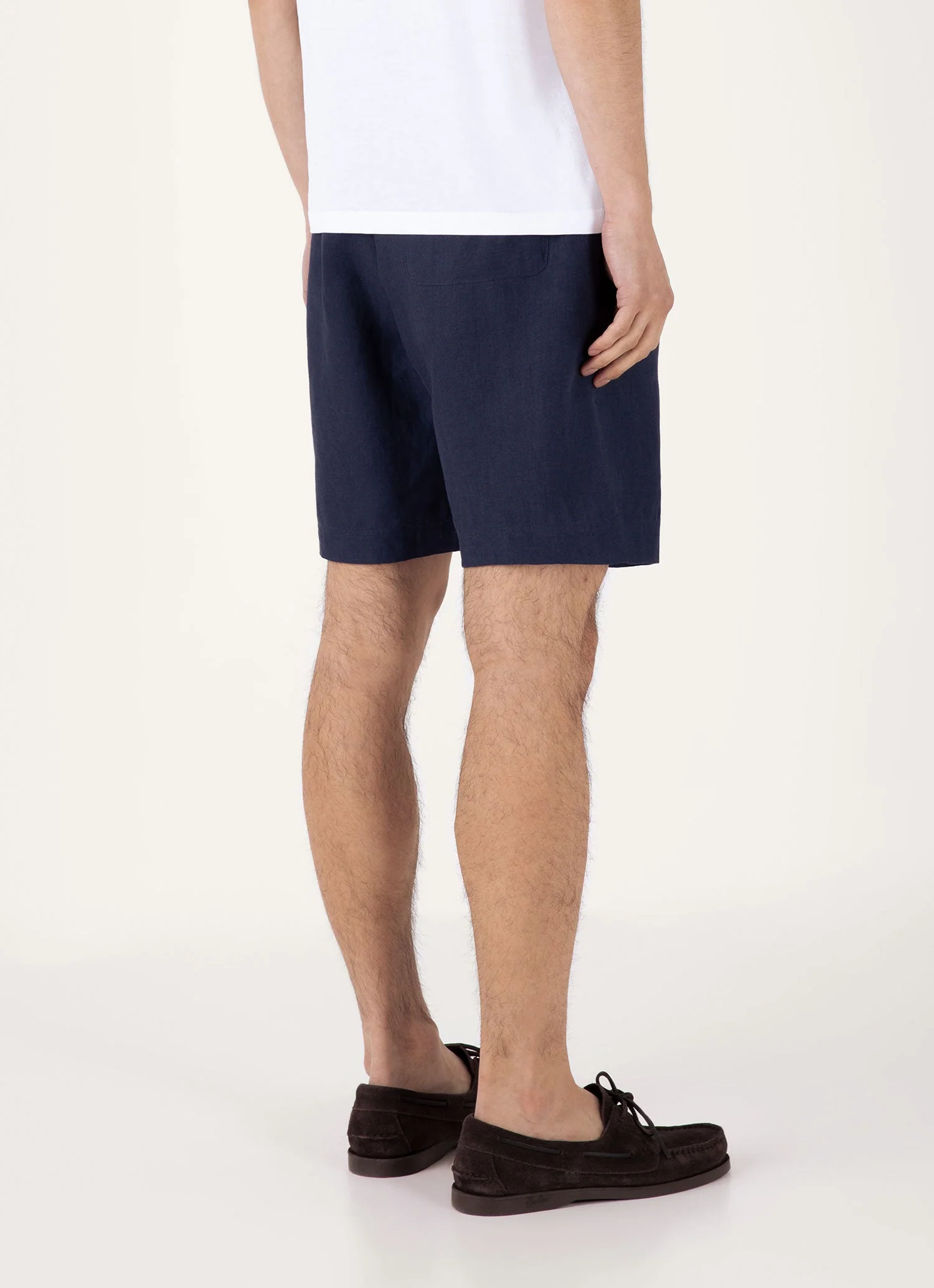 Men's Linen Drawstring Short in Light Navy - Image 5