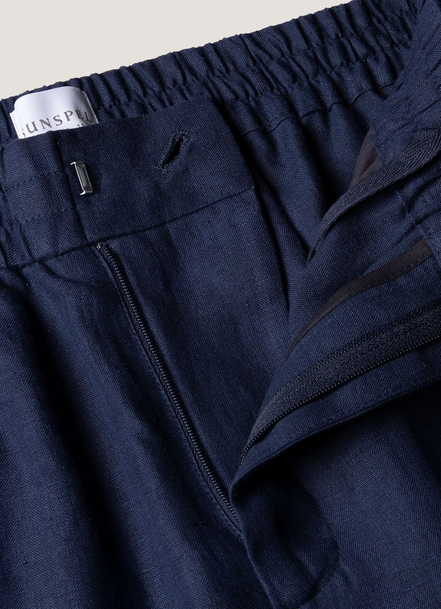 Men's Linen Drawstring Trouser in Light Navy - Image 4