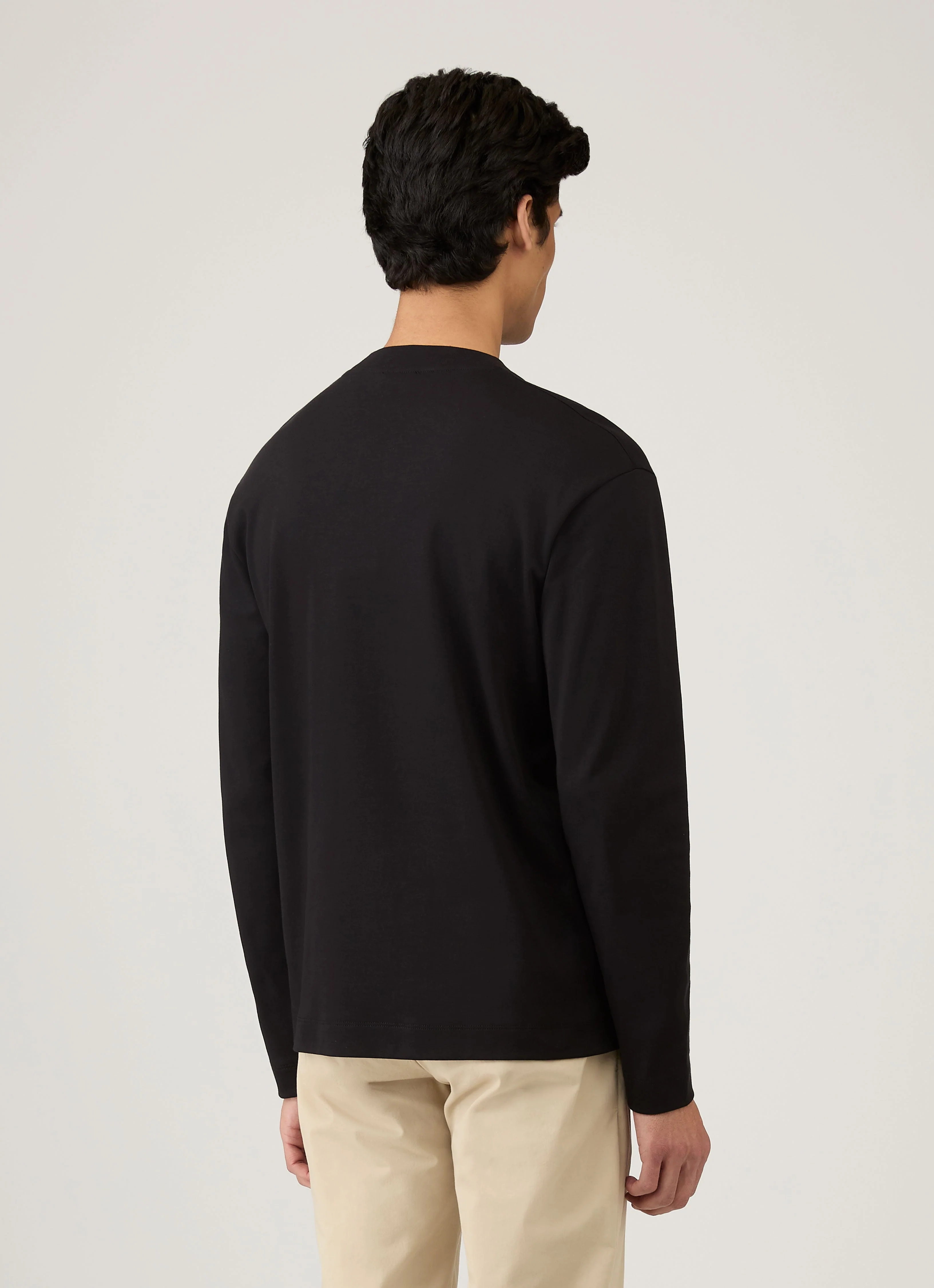 Men's Long Sleeve Heavyweight T-shirt in Black - Image 5