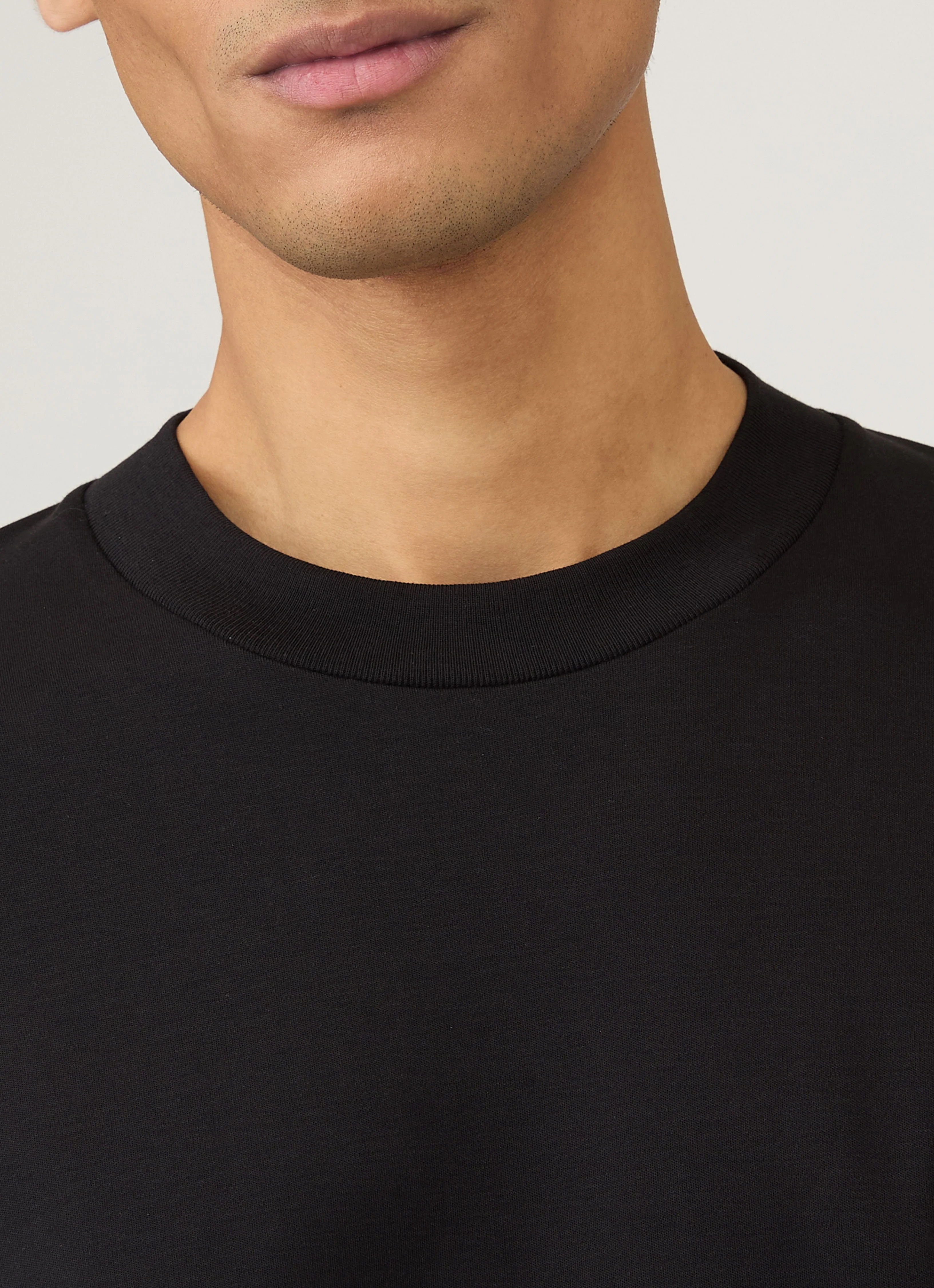 Men's Long Sleeve Heavyweight T-shirt in Black - Image 6