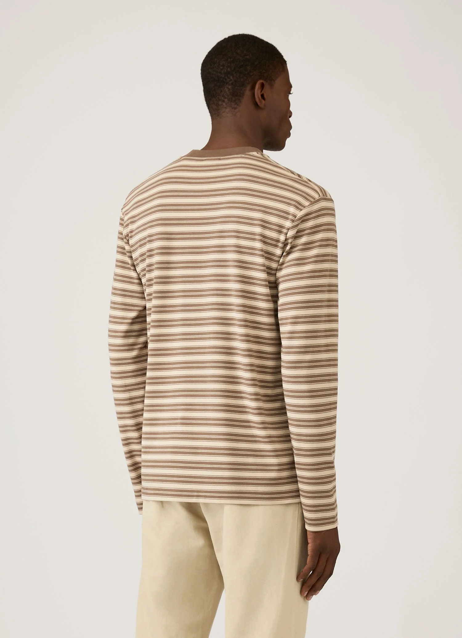 Men's Long Sleeve Heavyweight T-shirt in Hazelwood/Dark Cedar - Image 5