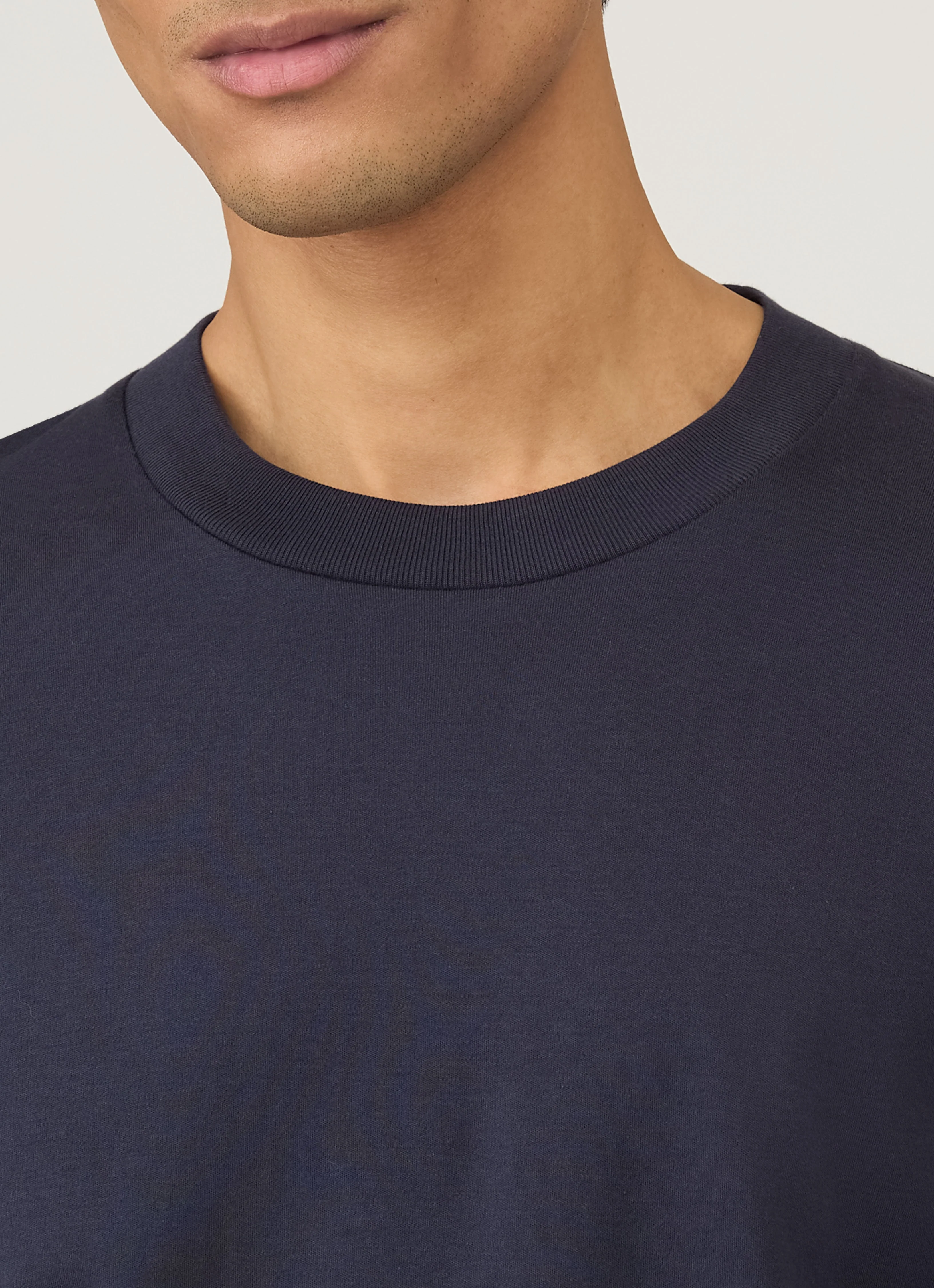 Men's Long Sleeve Heavyweight T-shirt in Navy - Image 6