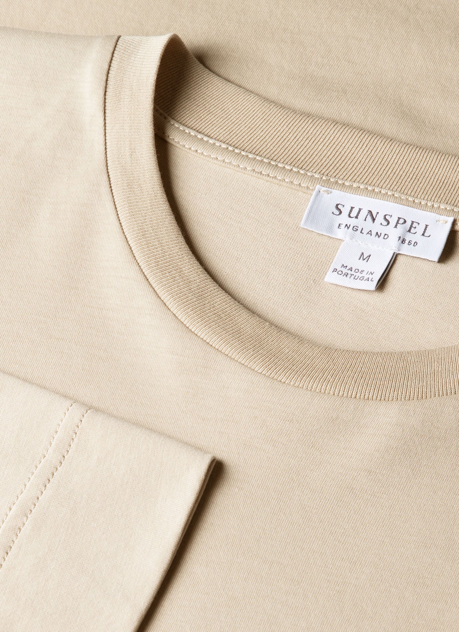 Men's Long Sleeve Riviera Midweight T‑shirt in Hazelwood - Image 4