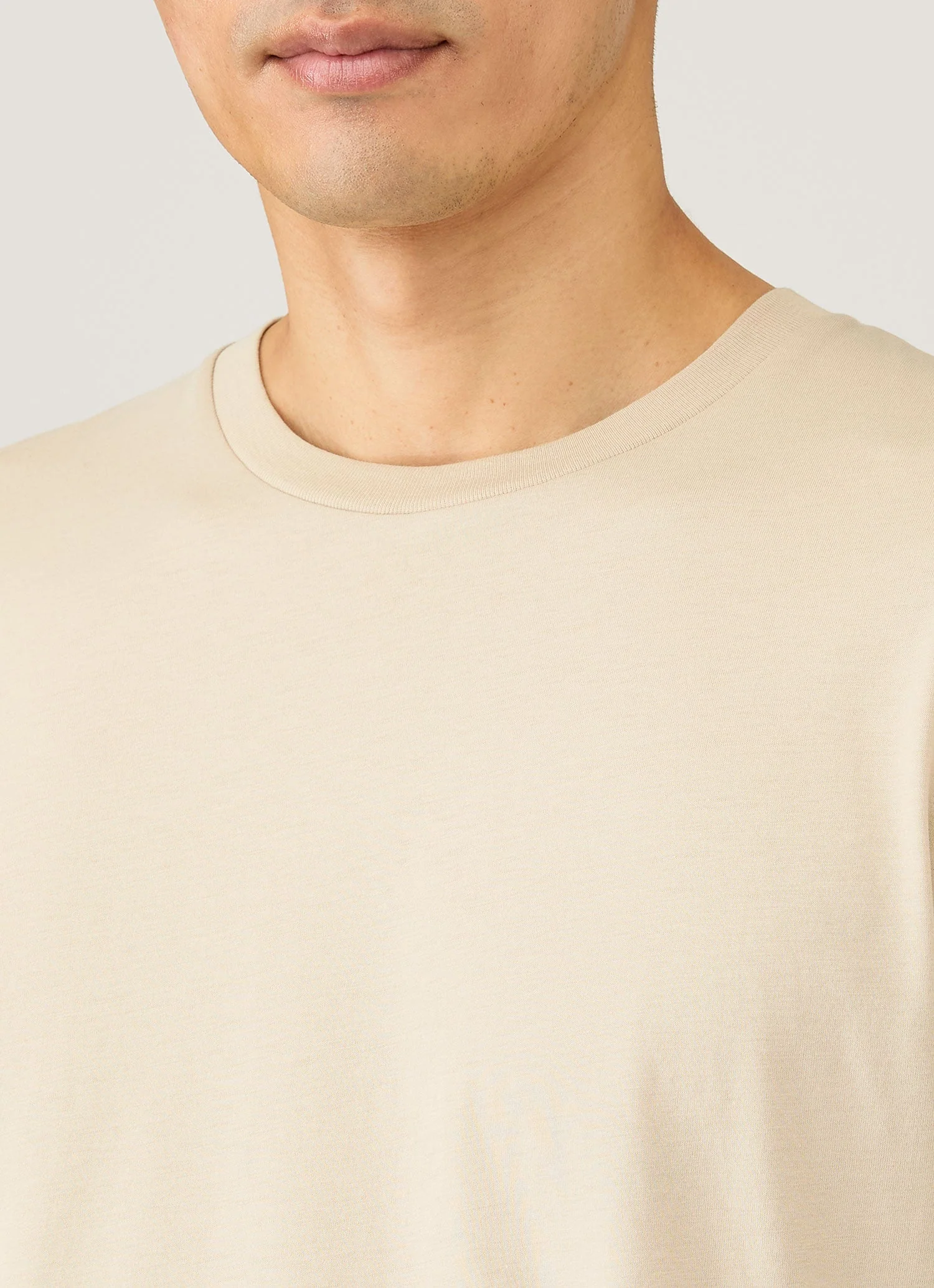 Men's Long Sleeve Riviera Midweight T‑shirt in Hazelwood - Image 6