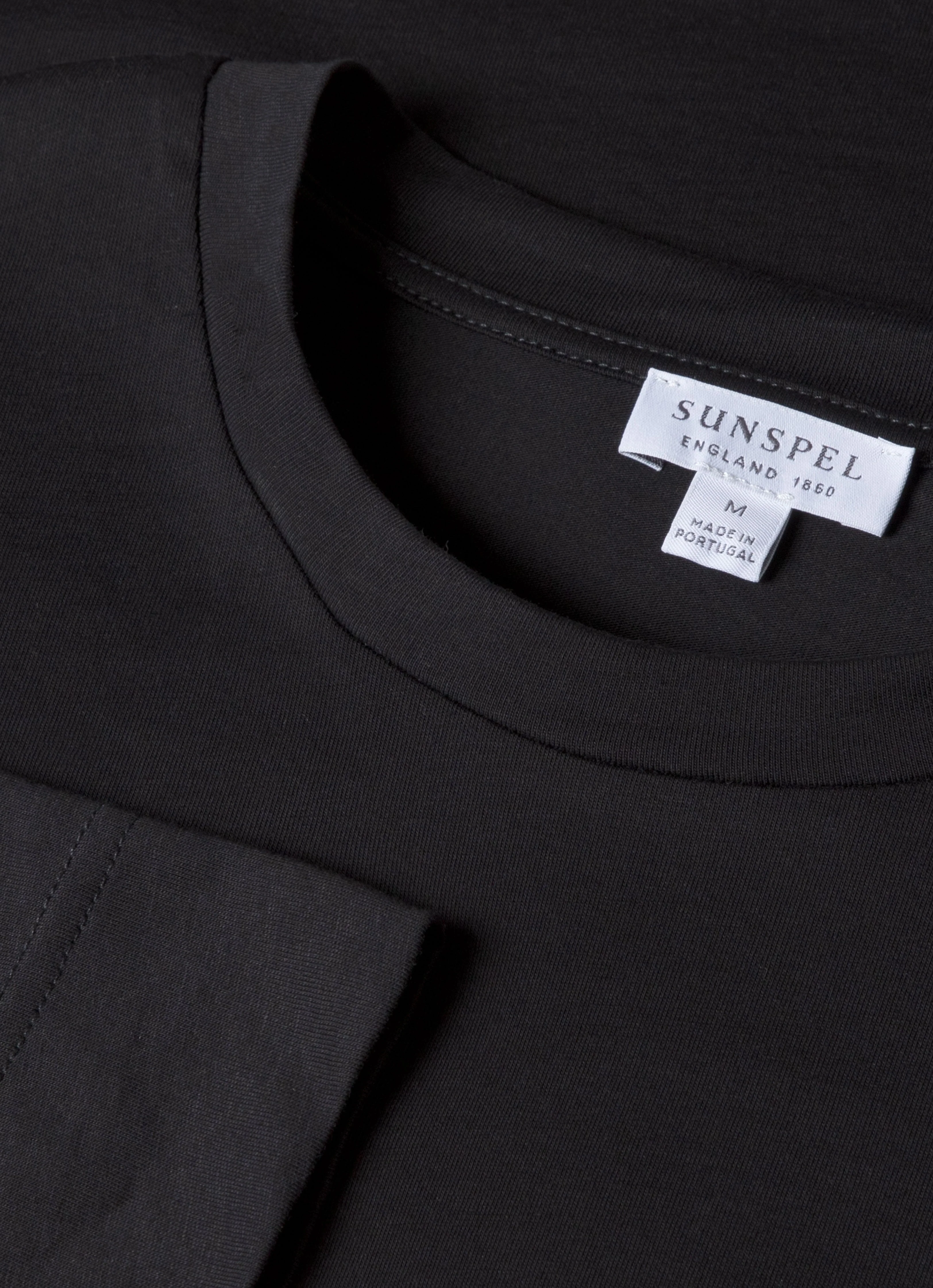 Men's Long Sleeve Riviera T-shirt in Black - Image 4