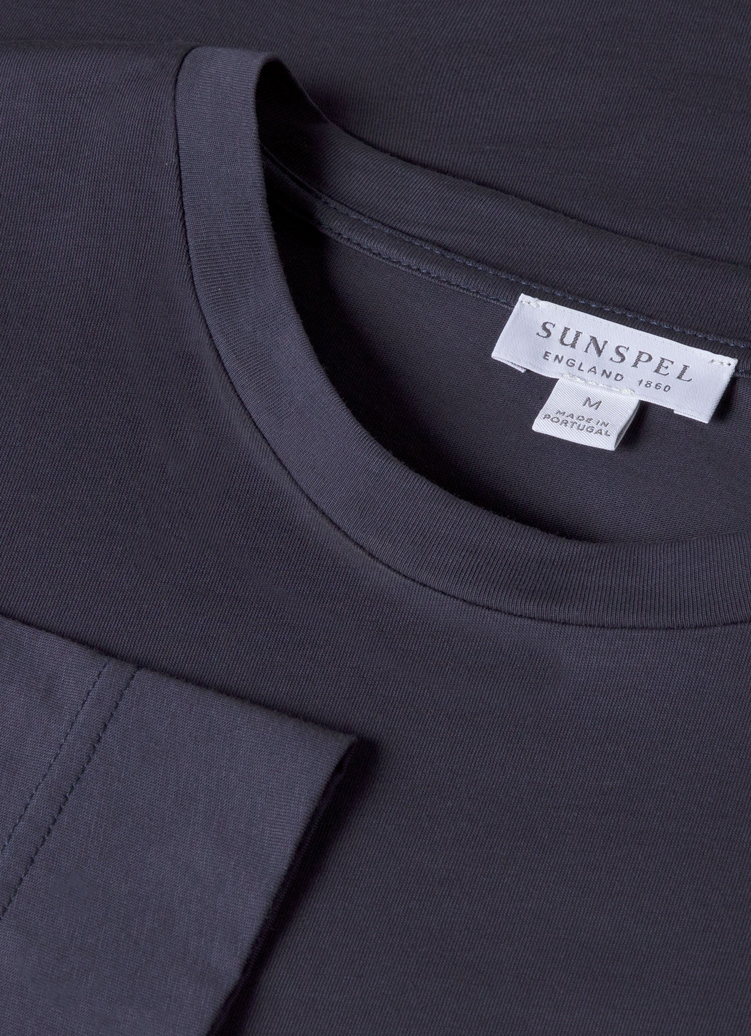 Men's Long Sleeve Riviera T-shirt in Navy - Image 4