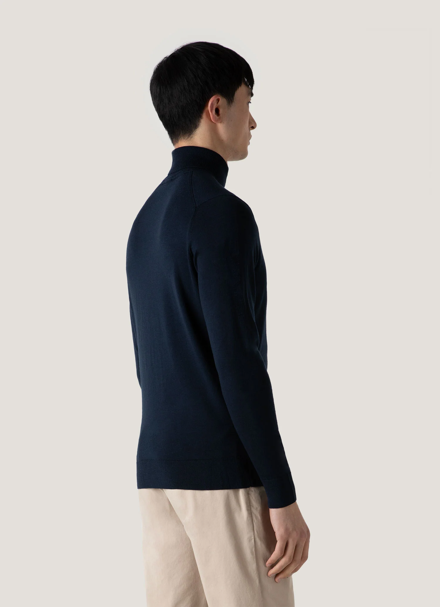Men's Extra-Fine Merino Roll Neck in Light Navy - Image 5