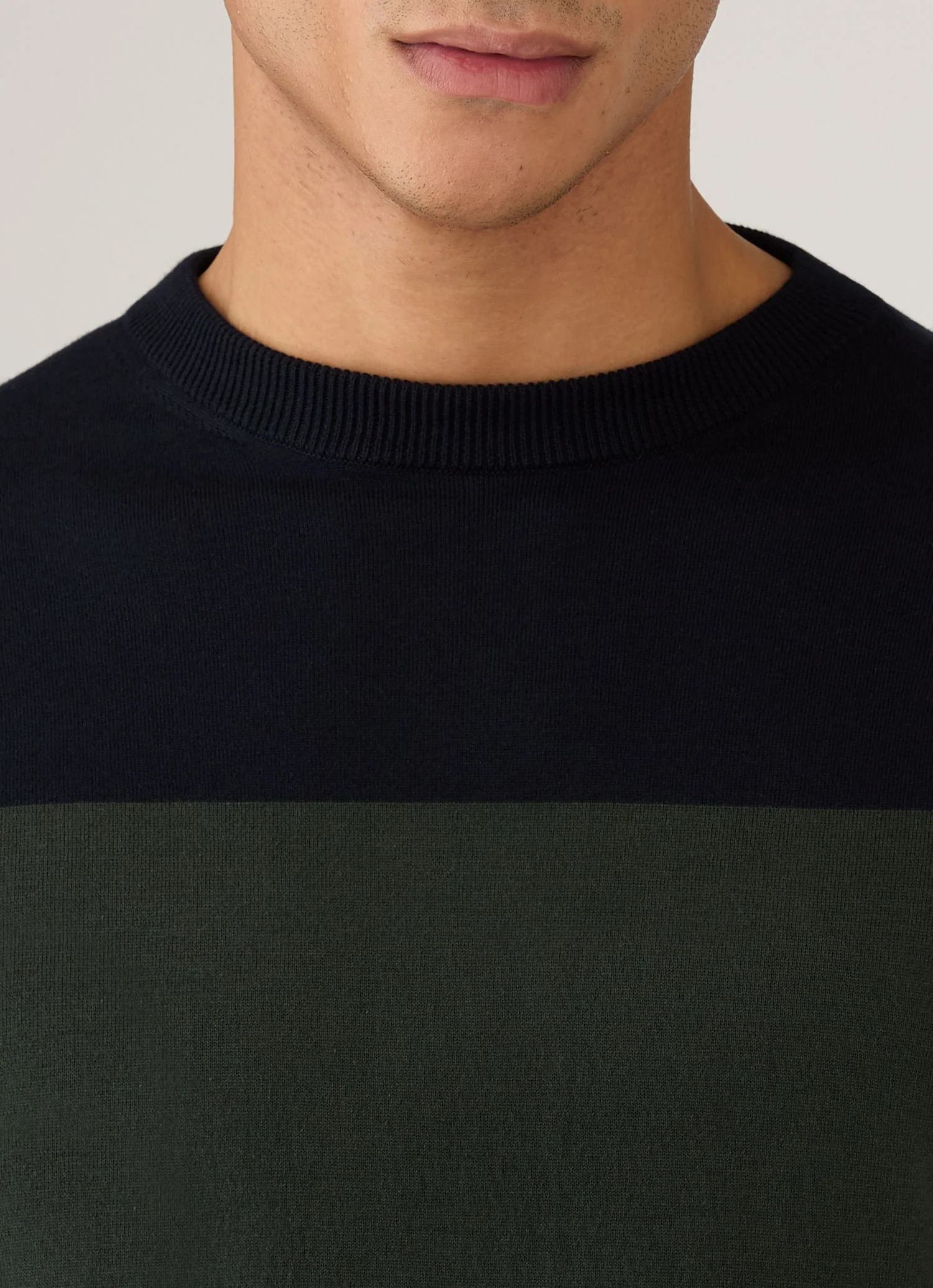 Men's Sunspel x Paul Weller Jumper in Forest - Image 6
