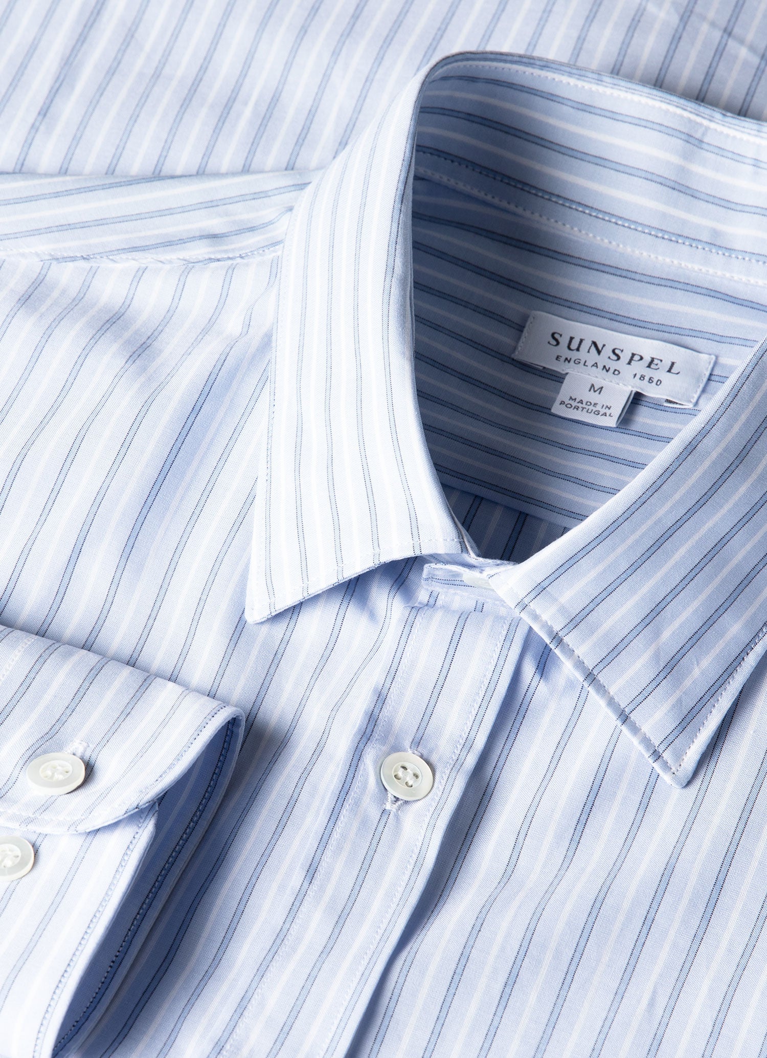 Men's Poplin Shirt in Sky Blue/White/Navy - Image 4